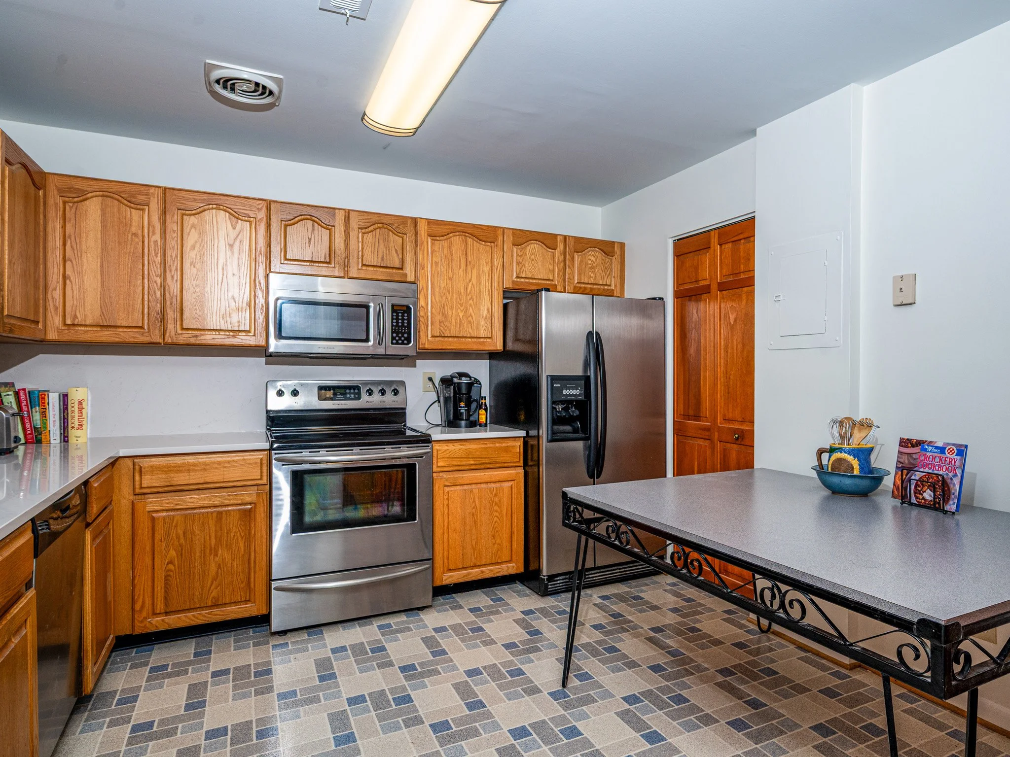 Kitchen_1.jpg