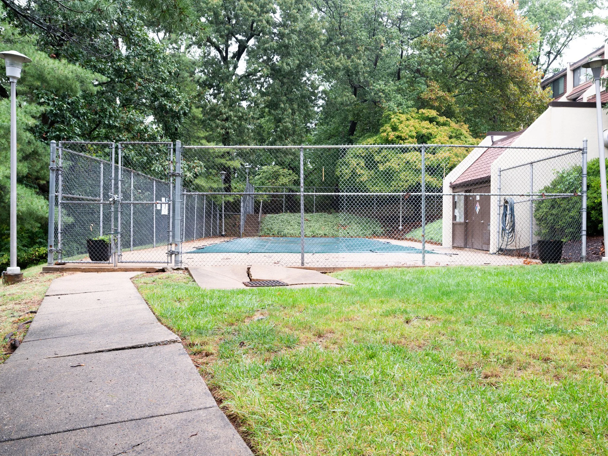 Pool_3.jpg
