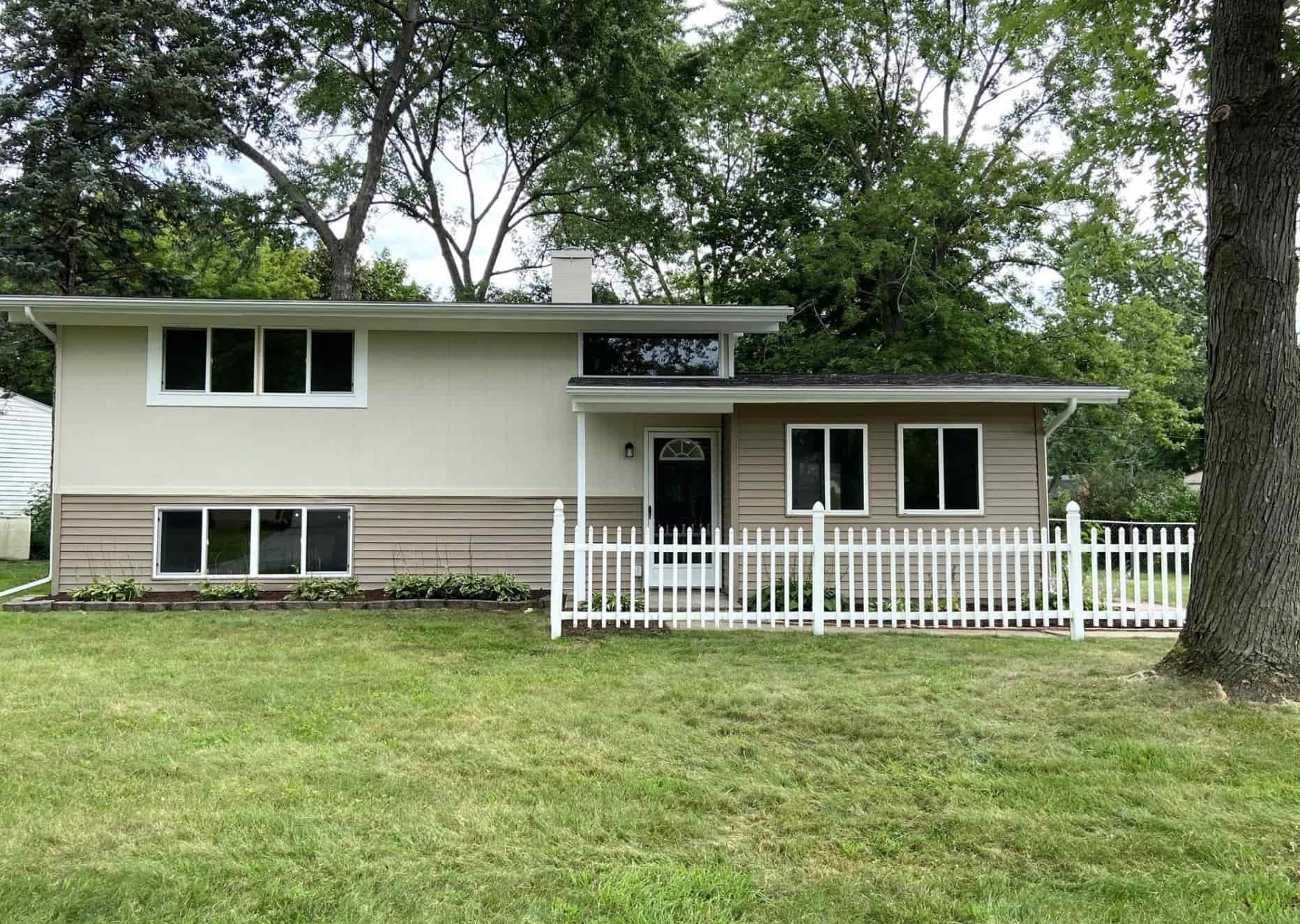 Northstar Realty renovated property in Waterford, Michigan.