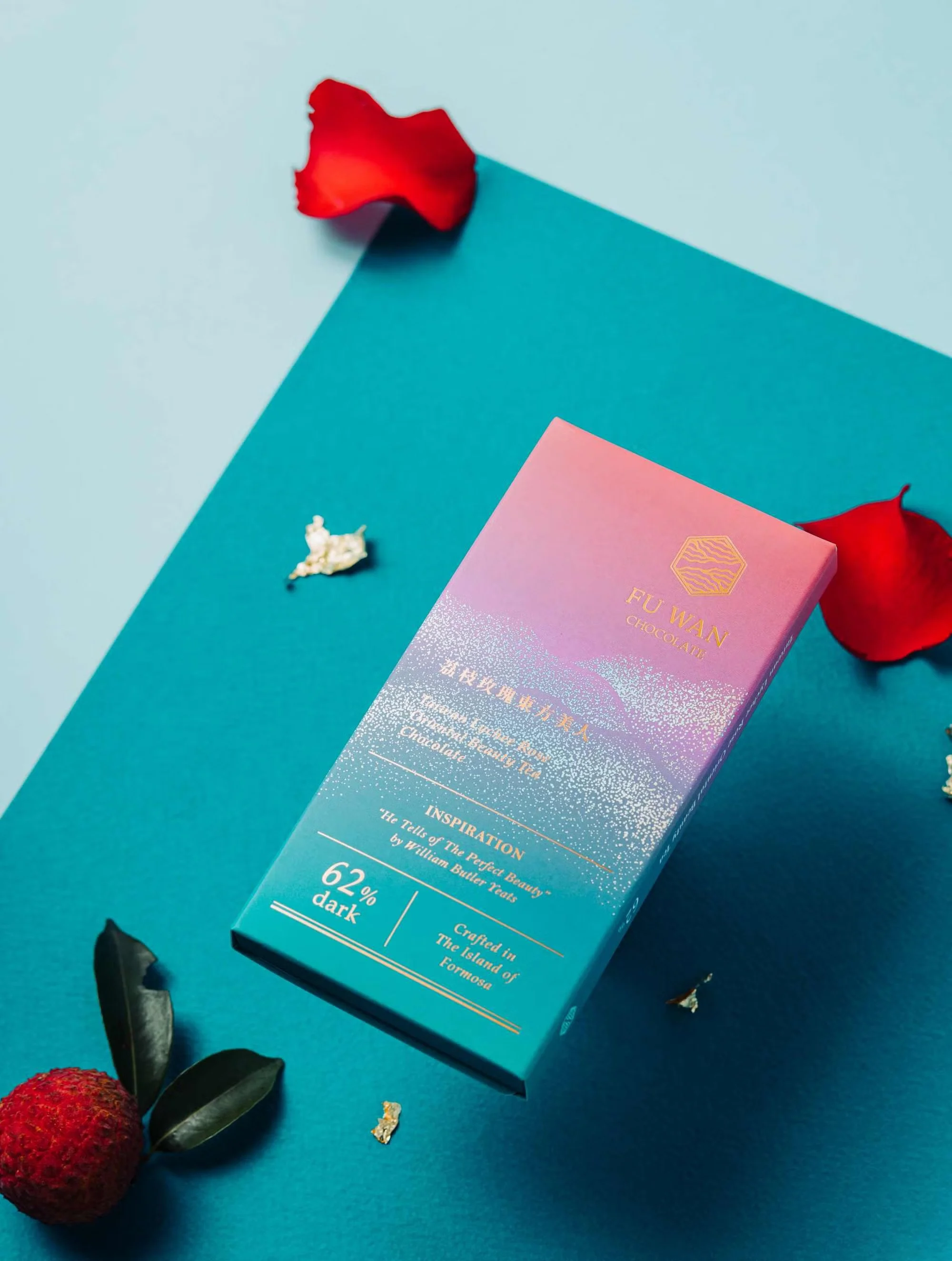 Fu Wan Chocolate – 62% - Chocolat au Thé Oriental Beauty à la rose et au litchi - Rose Lychee Oriental Beauty Tea Chocolat