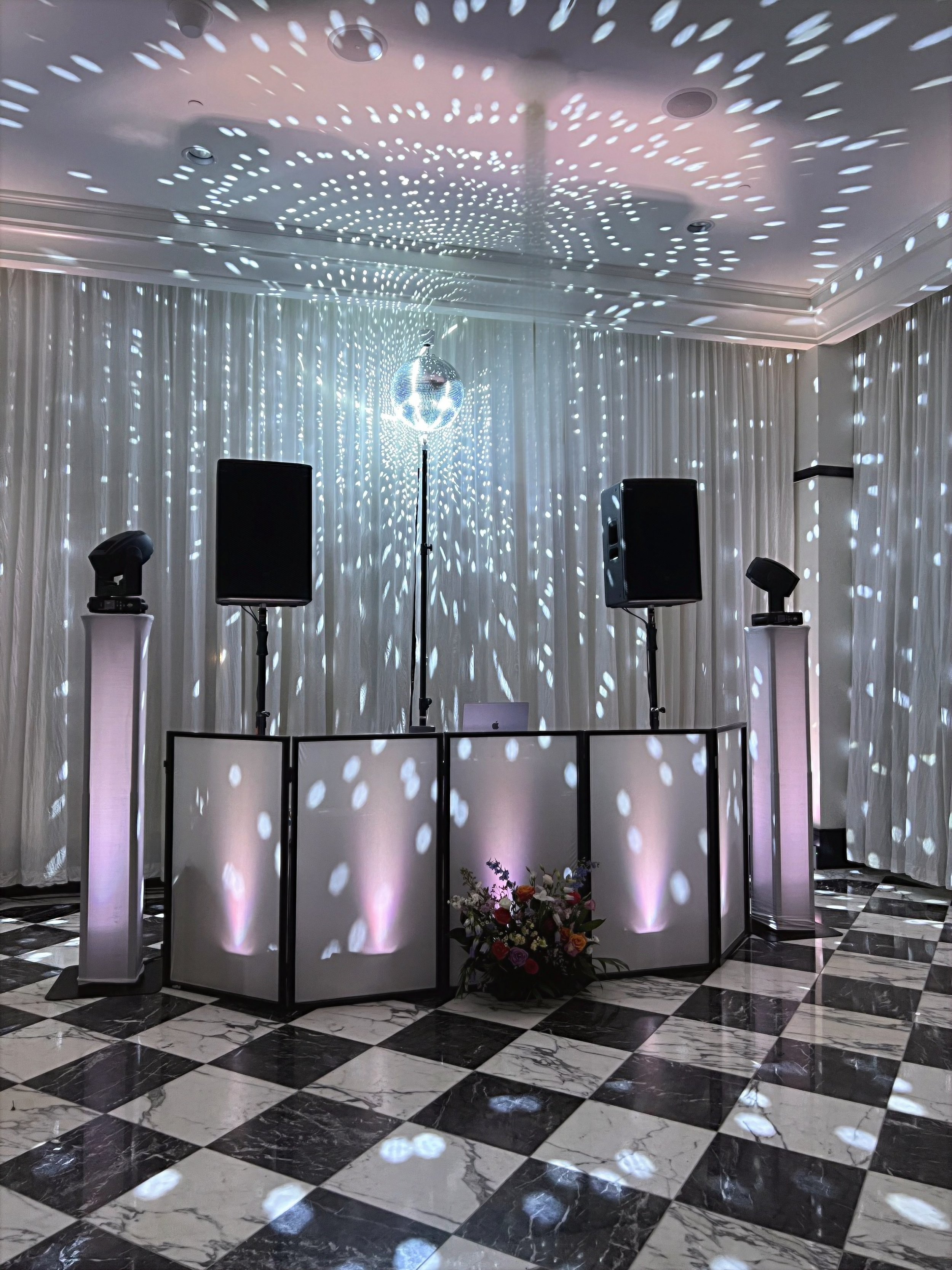 Mirror ball lighting effect creating an elegant wedding reception atmosphere in Savannah Georgia