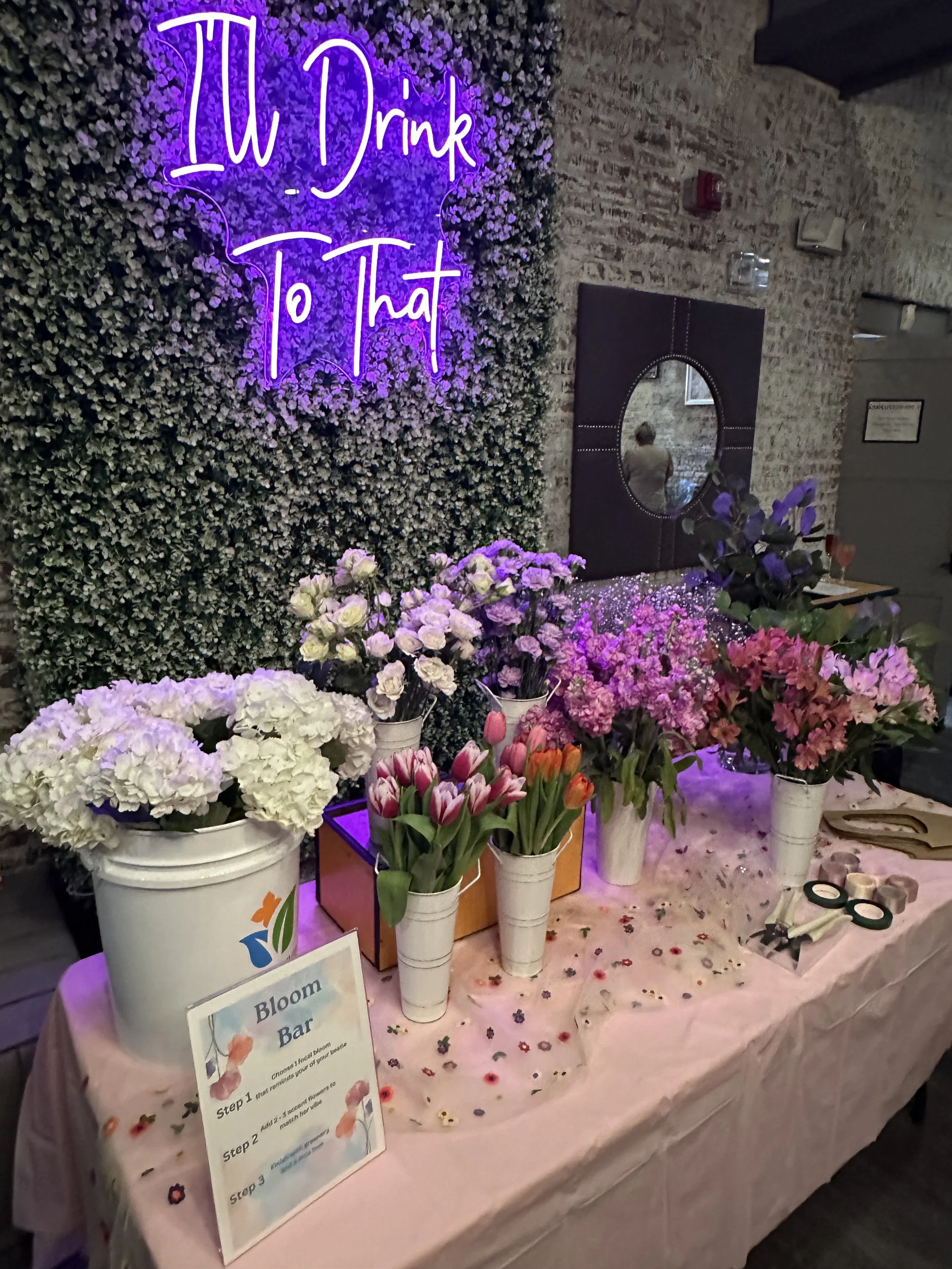 BLOOM BAR
