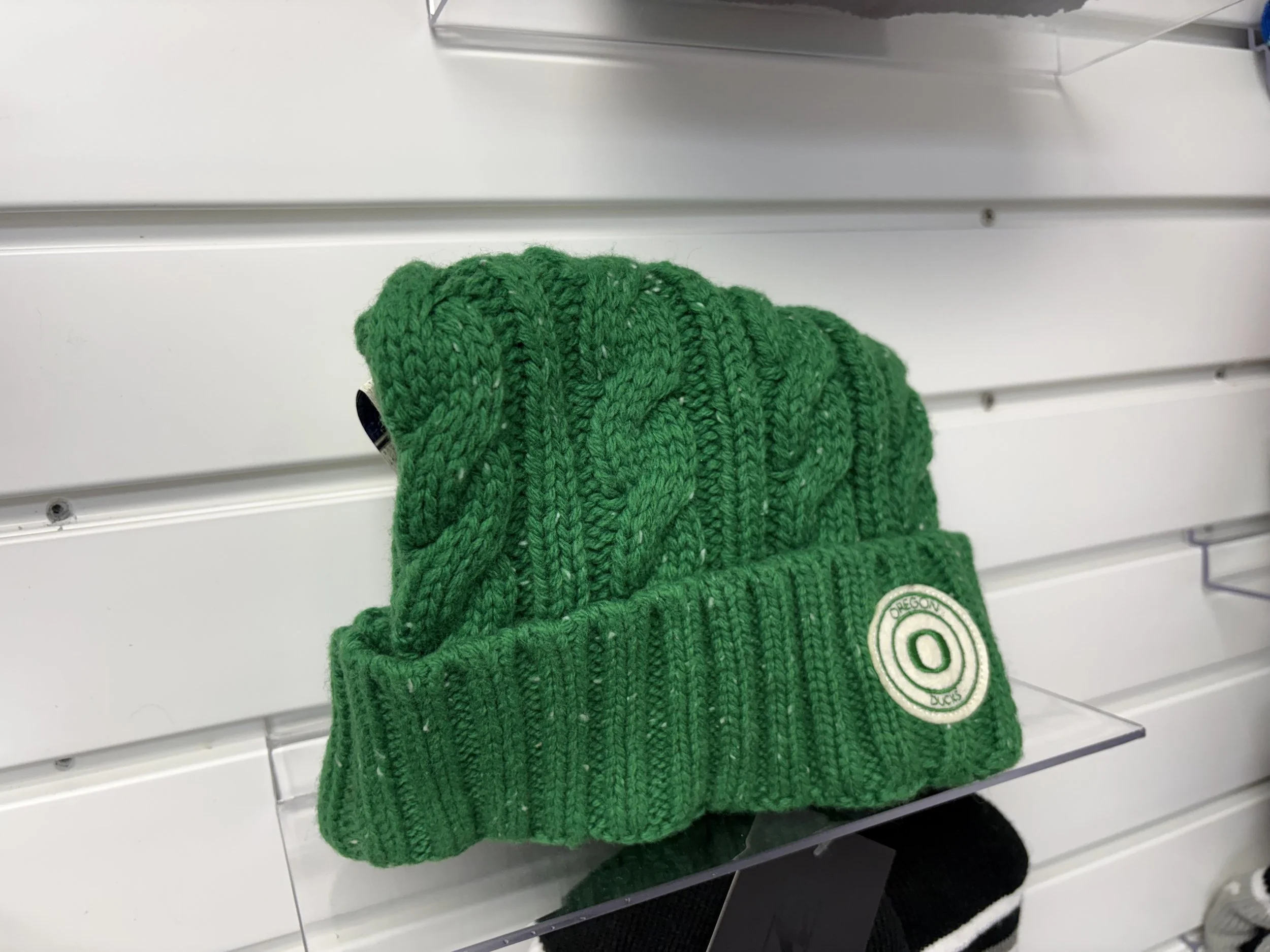 WOMANS ORGON DUCKS BEANIE