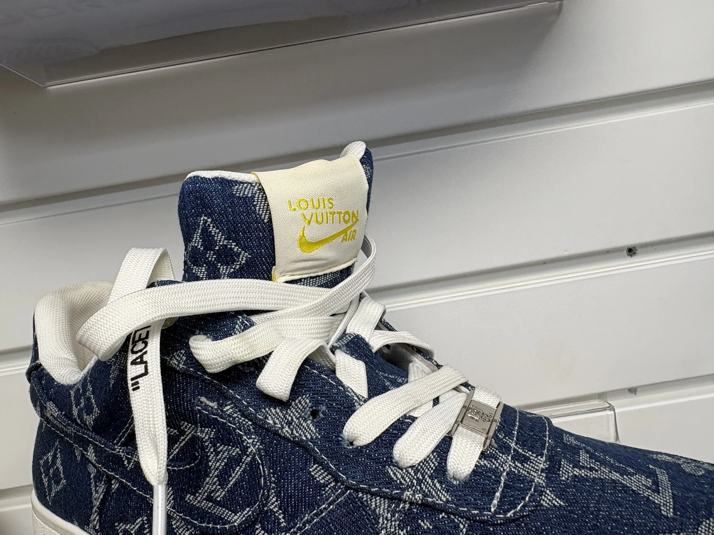 LV AF1