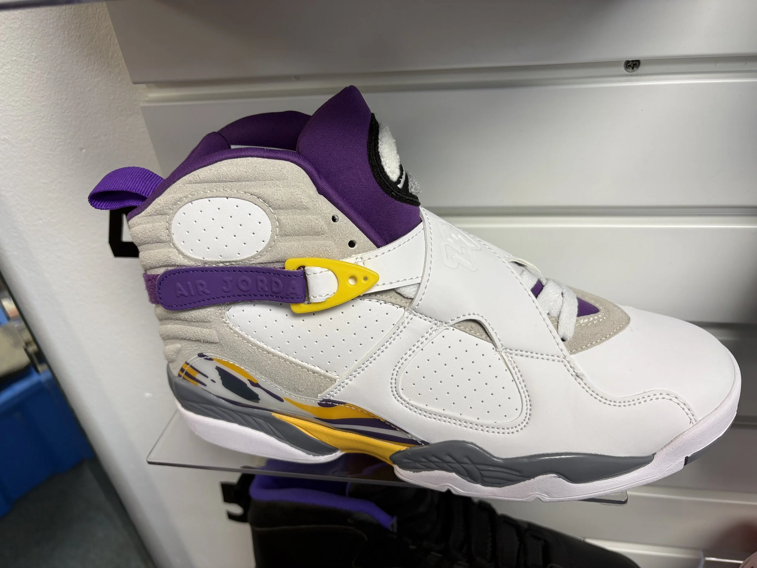 JORDAN 8 RETRO KOBE BRYANT