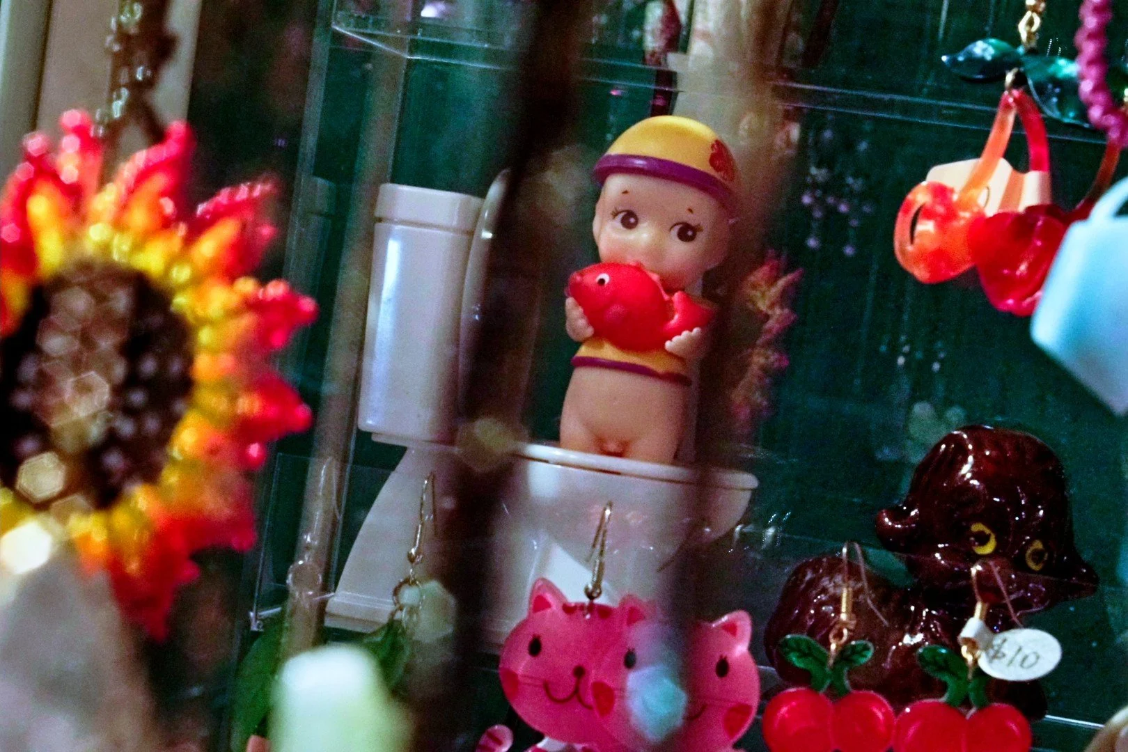 rummaging~thrifting