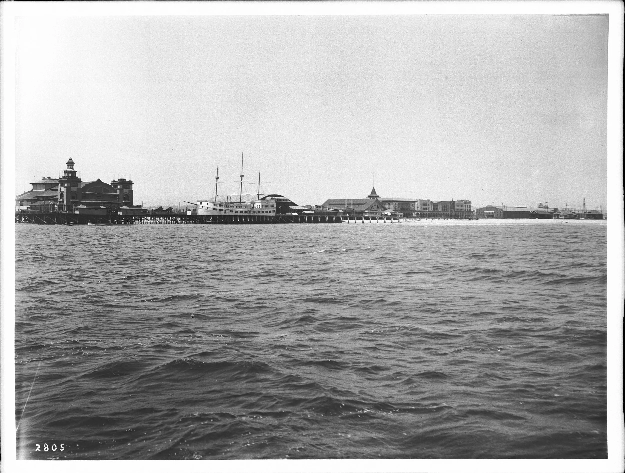 Kinney's pier and the Venice Pavilion seen from the ocean, ca. 1905. California Historical Society Collection, USC Libraries. Public domain.