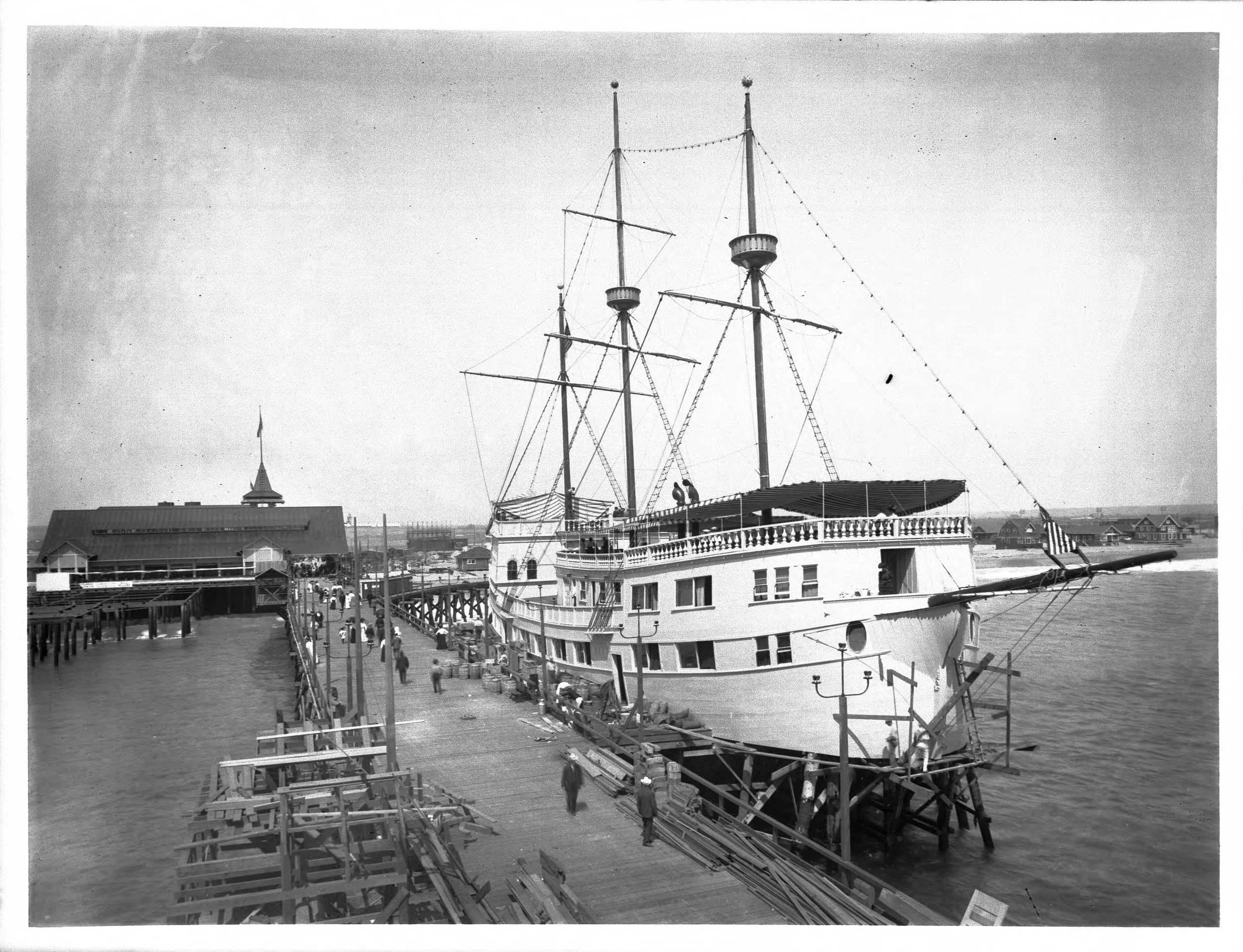 The Ship Cafe, built to look like a Spanish galleon, beside the Venice pier at the foot of Windward Avenue, early 1900s