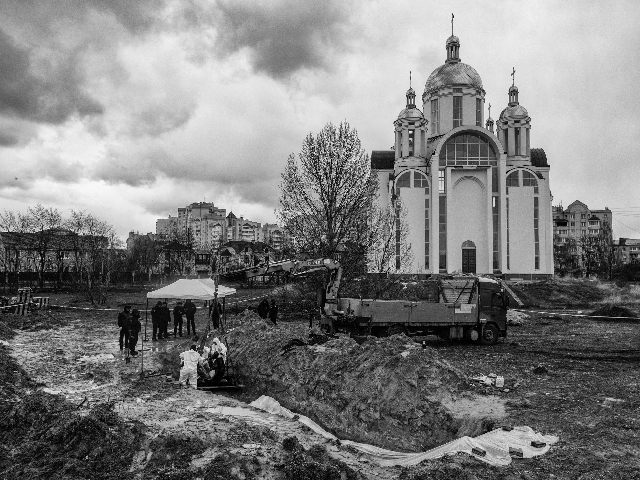 4-5Ukraine019Selects.SH.JPG
