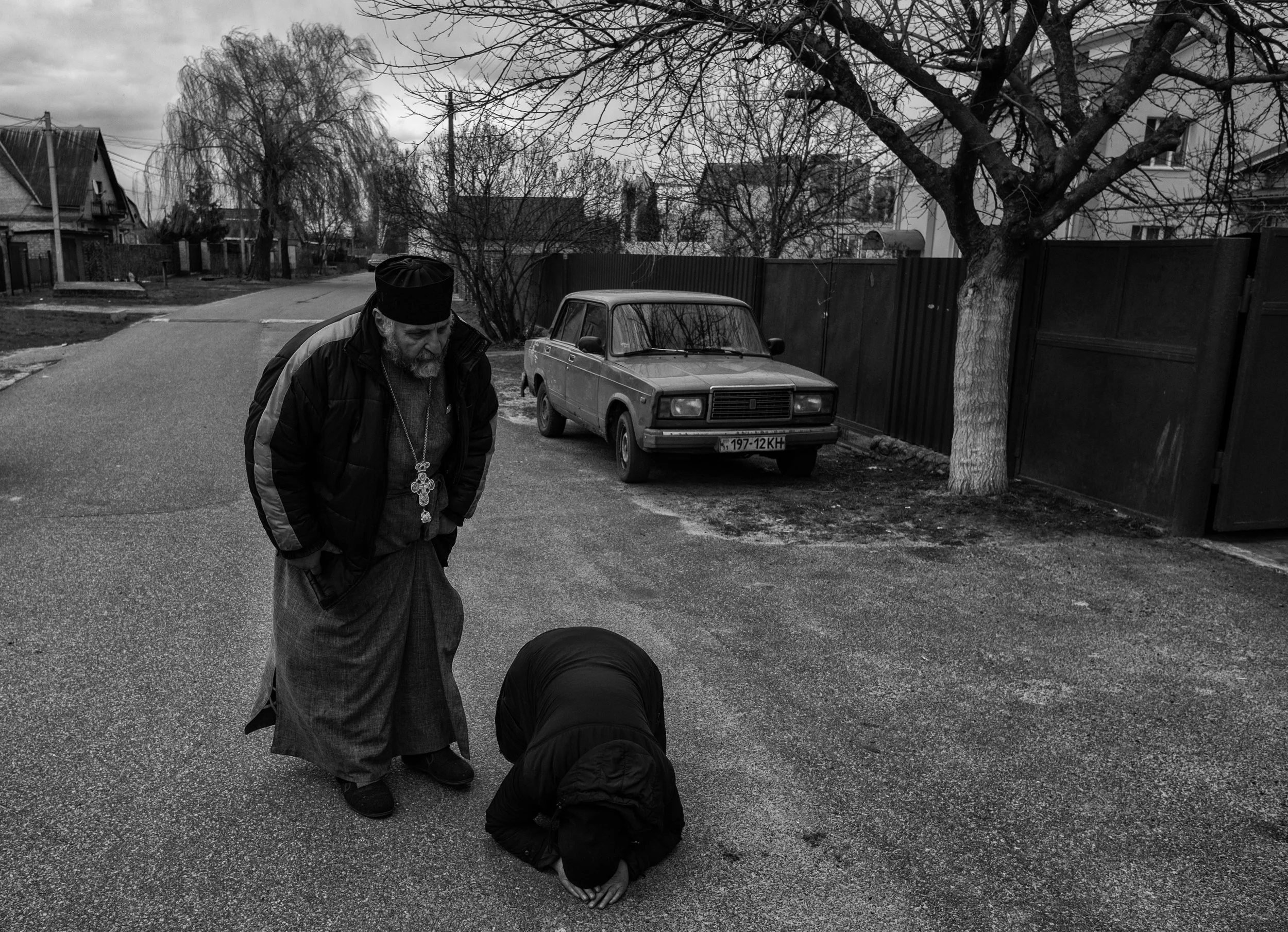  Ludmilla Karpenko mourns her son Oleksandr Karpenko in Hostomel, Ukraine, April 12, 2022. Oleksandr was shot and killed by Russian snipers.  Seth Herald/Redux Pictures  