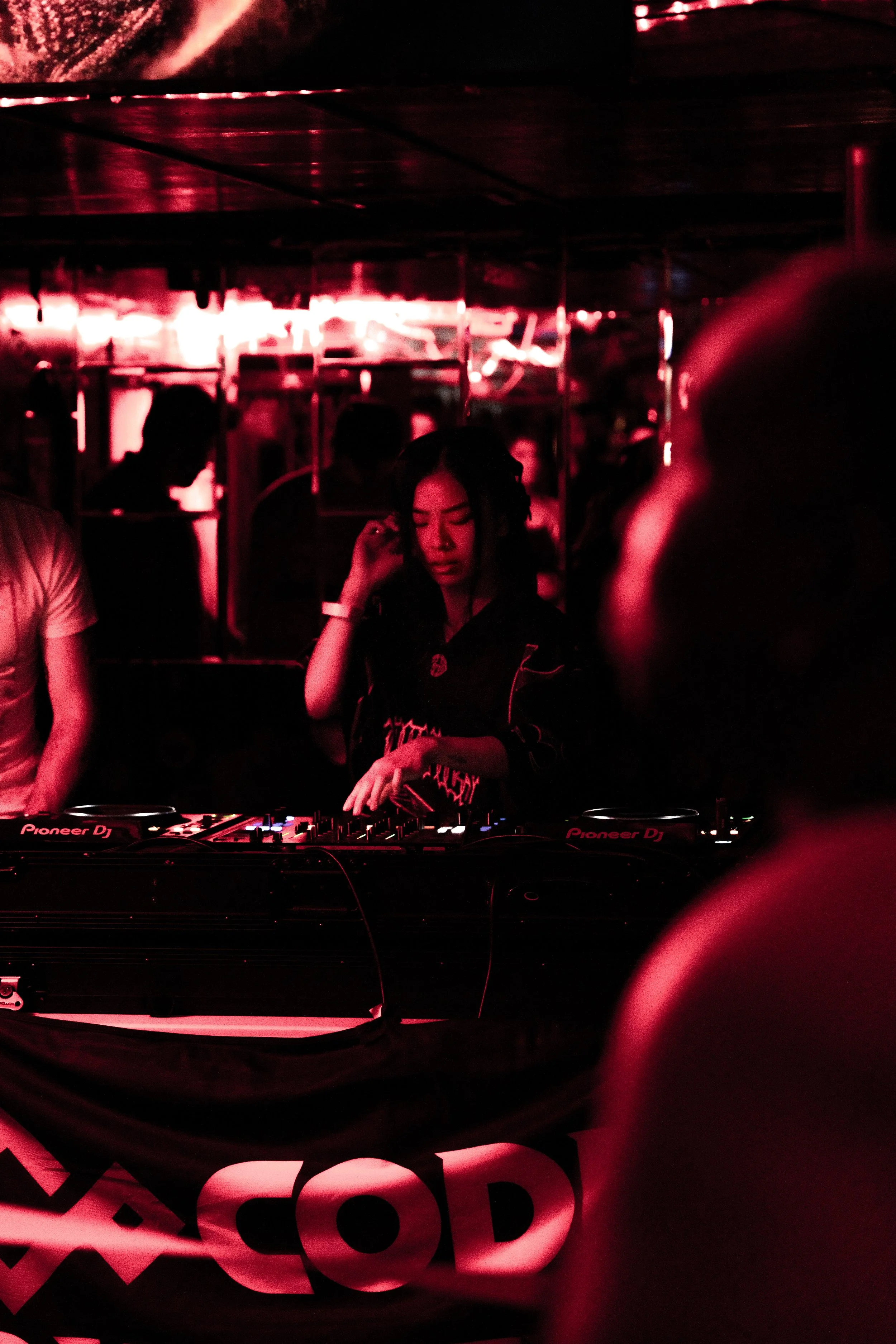 Heavy Rotation 002-9-Small.jpg