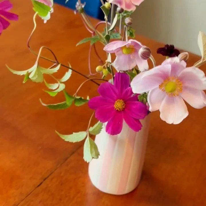 Pretty in pink 🌸🌺💘 #budvases #flowerpower #prettyinpink💗