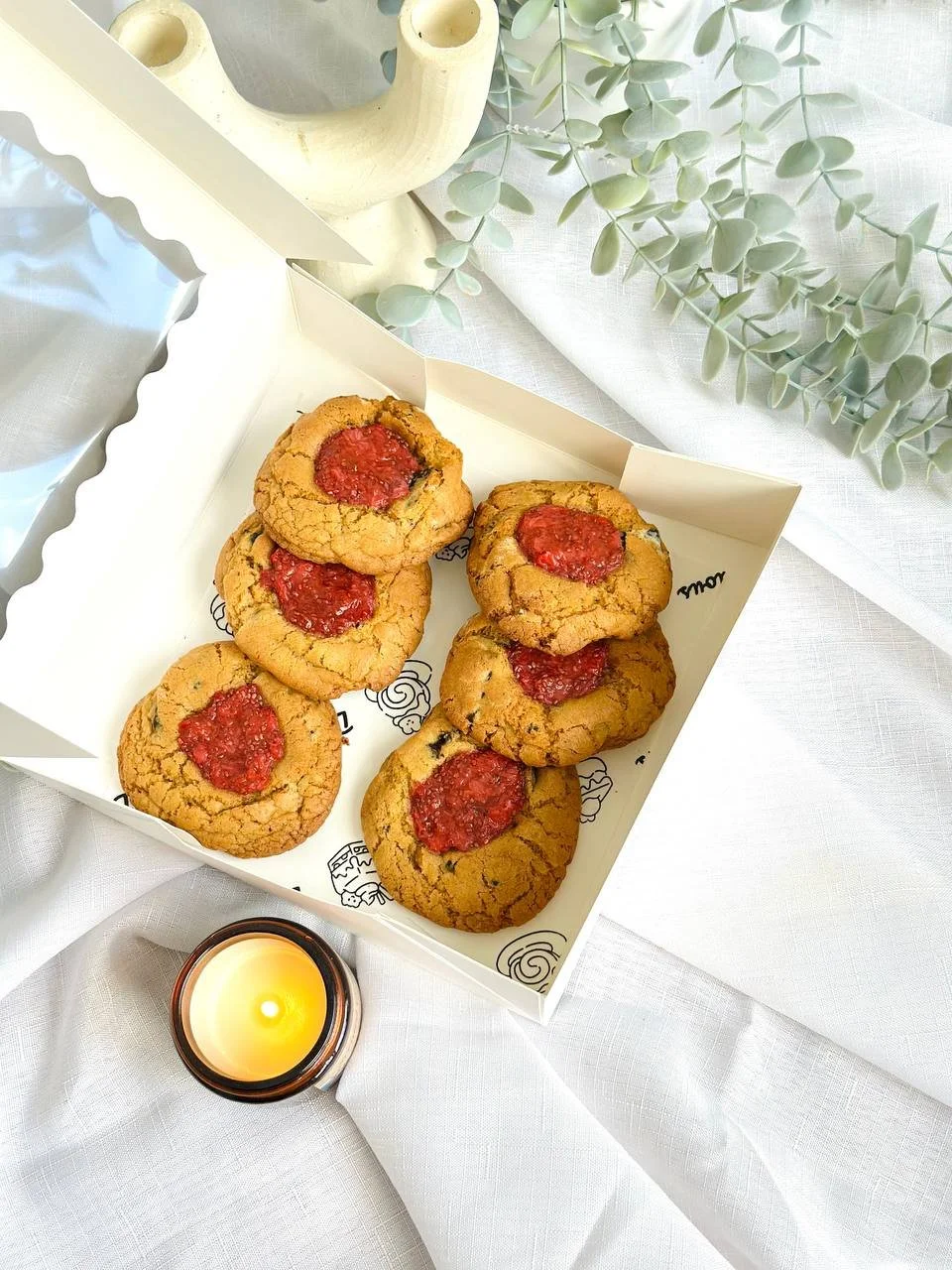 Oreo Strawberry Cookies