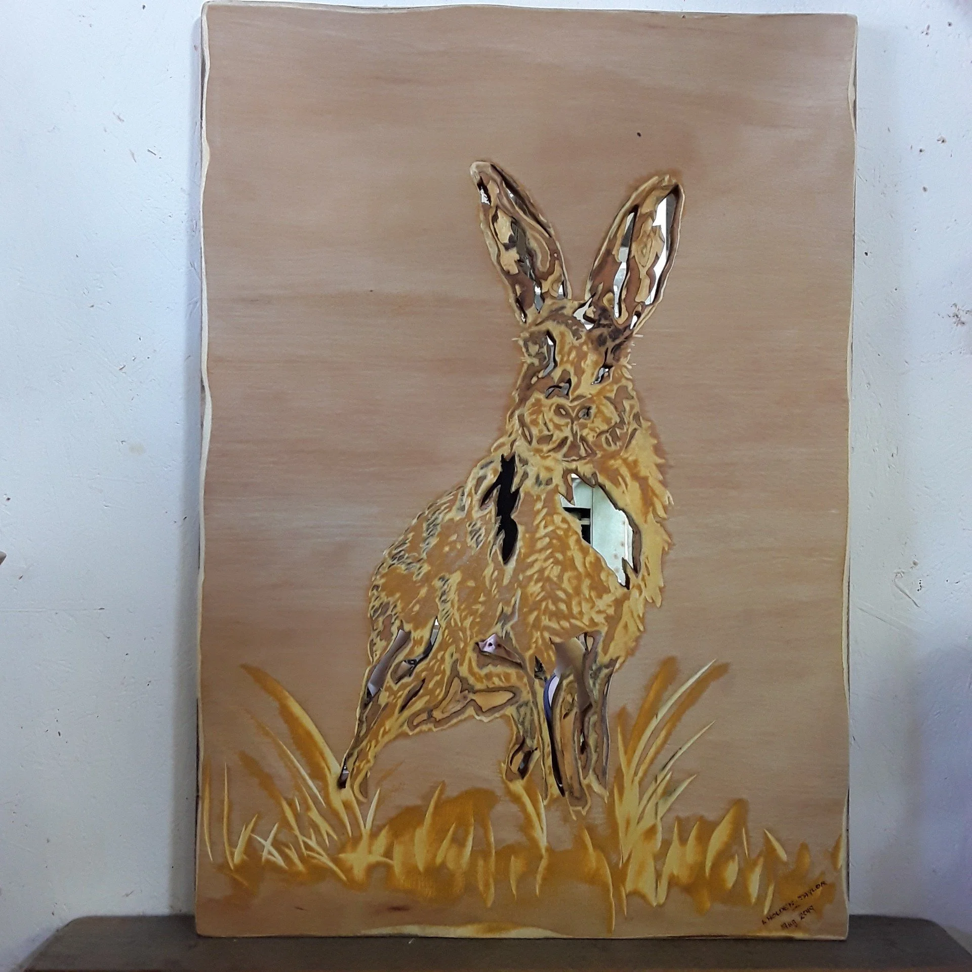 Hare mirror