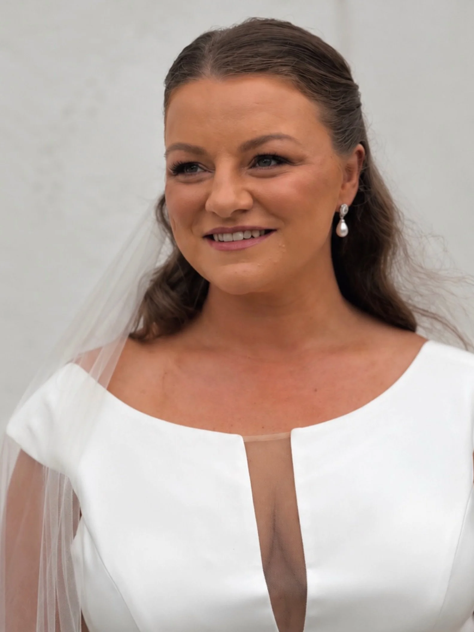 Amy ✨

On Saturday I had the pleasure of making up Amy and her bridal party which was a special one as majority of us went to school together (almost 20 years ago eek 🥹). 

So with the biggest of catch ups, 2 besties over from Australia and some won
