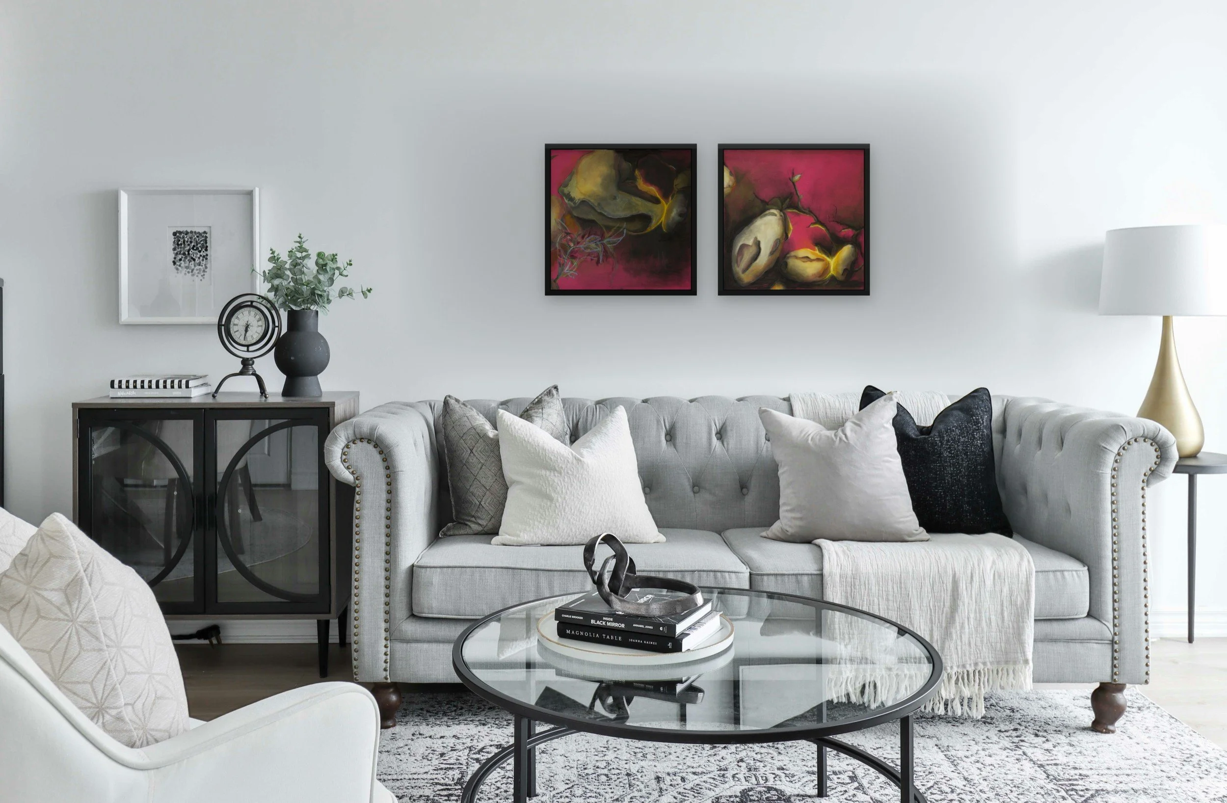 KamiMadArt_2026-001-002_MOCKUP_pair_grey-sofa.jpg