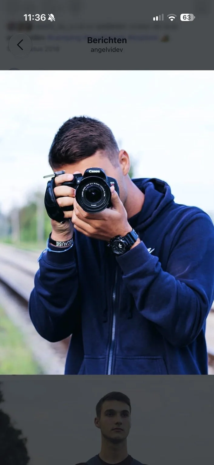 Angel Videv met zijn Canon camera
