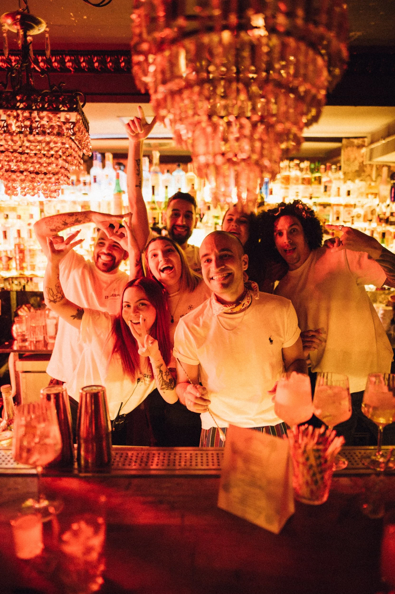 Franck Dedieu, Global Brand Ambassador de St-Germain, durante una actividad en Bar La Providencia.