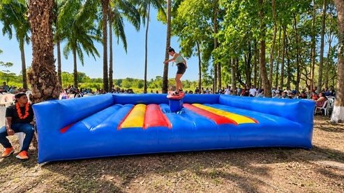  Tabla de Surf   5m ancho · 5m largo 