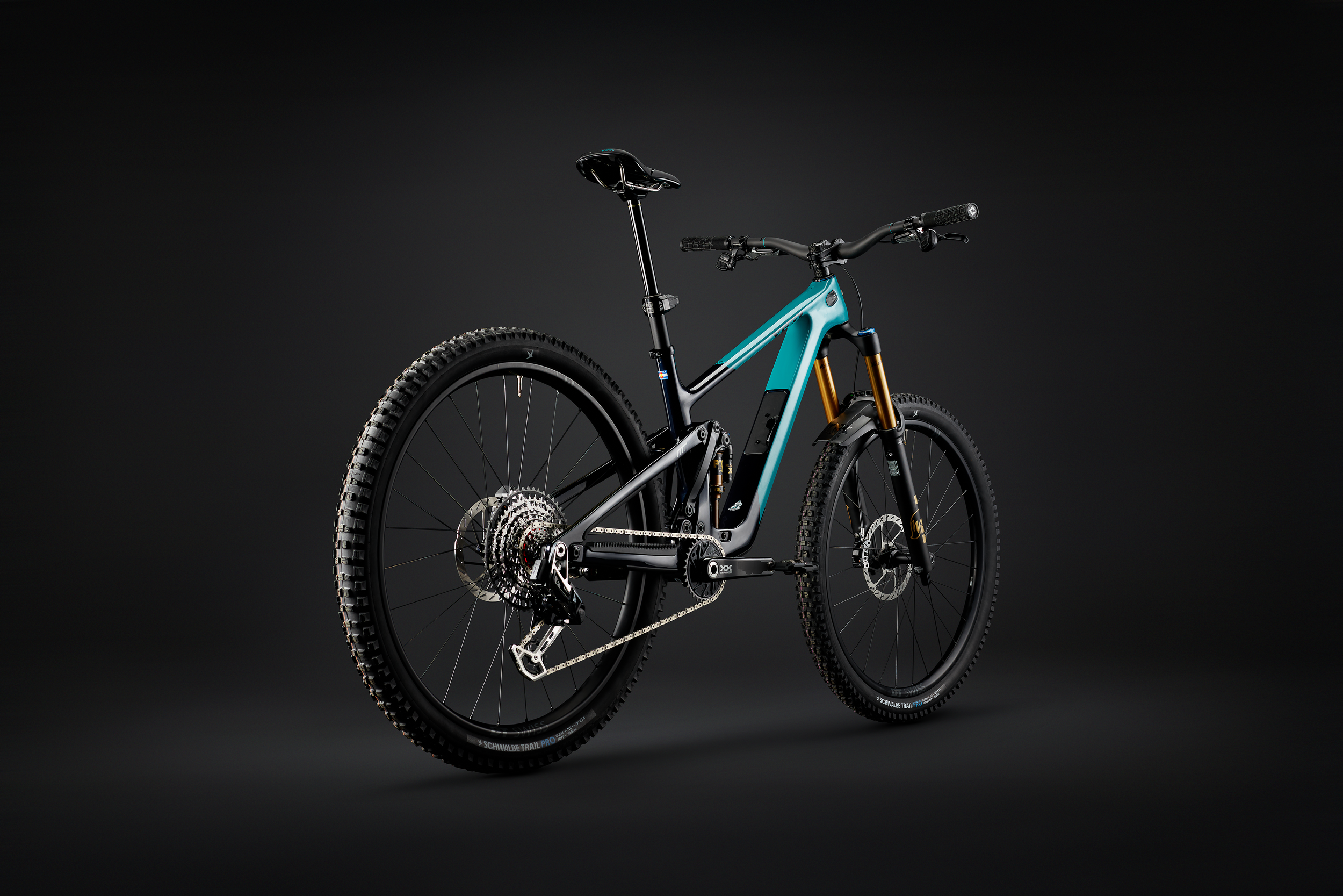 MY27_MT_Turq_XX_Rear (1).png