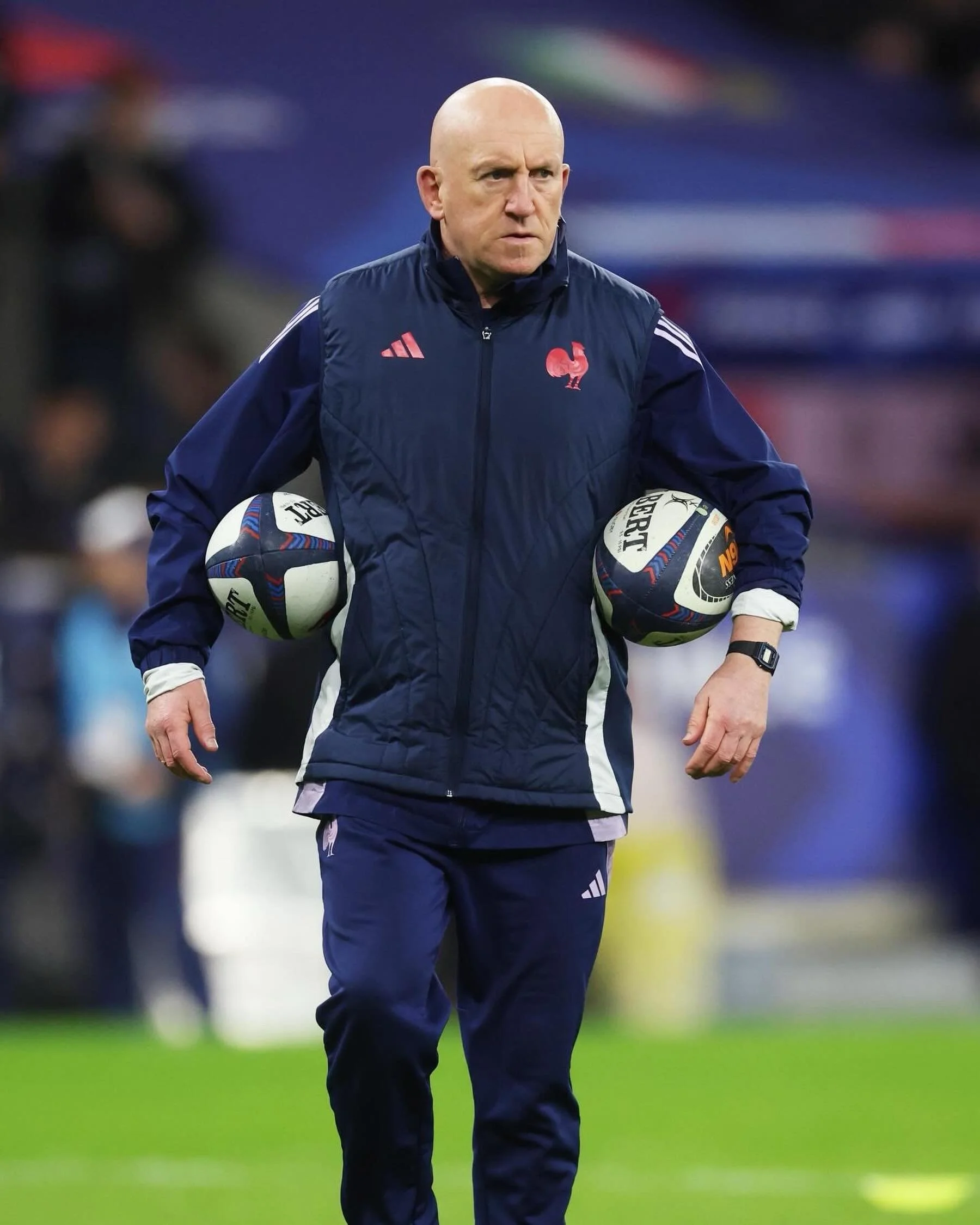 🤩

Wigan&rsquo;s warrior! A giant of both codes!

After securing a record SEVENTH men&rsquo;s Six Nations title as a coach, here&rsquo;s another trophy to add to his bulging cabinet&hellip; 

&hellip;your @investec Special Award winner is:

𝙎𝙃𝘼𝙐