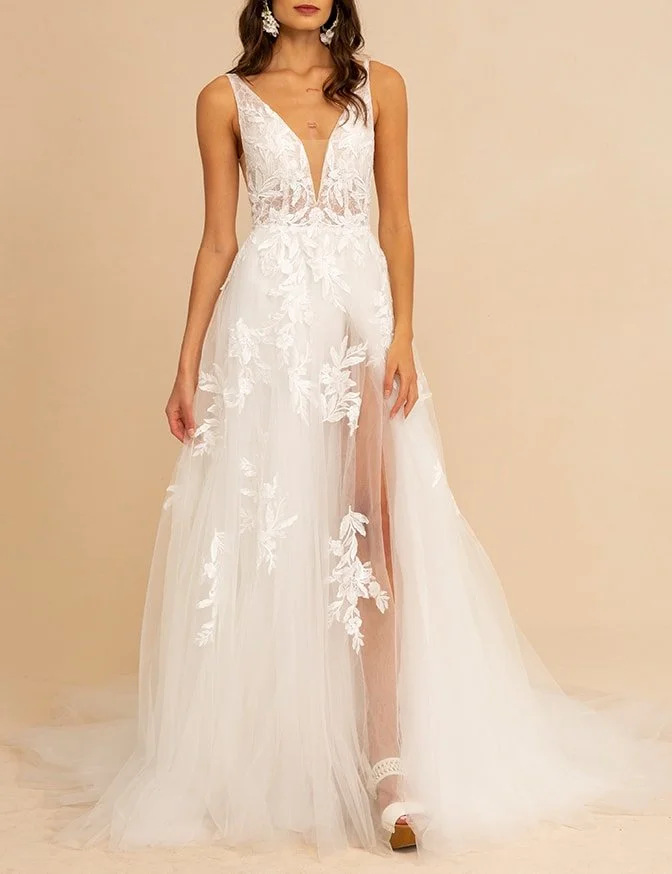 F1673298935034-Tara-Lauren_Giuletta_Front.jpg