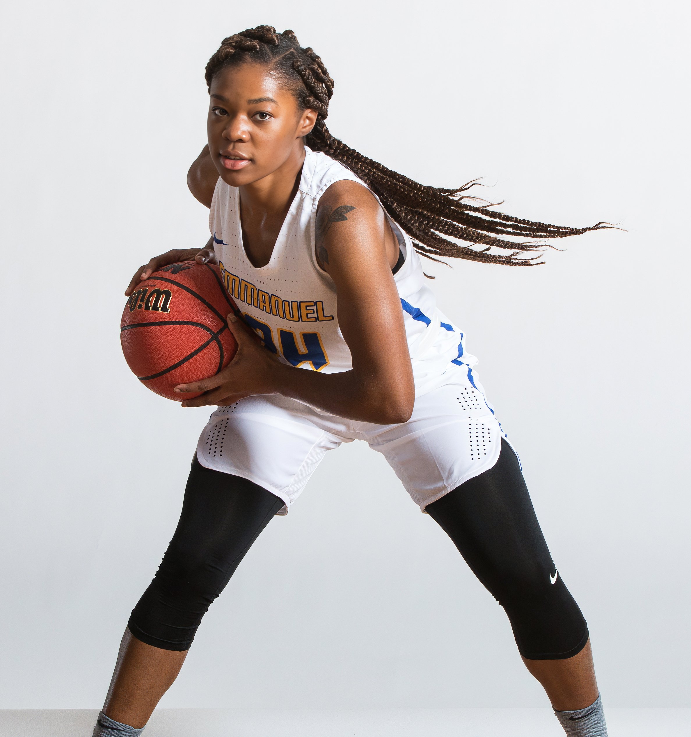 EC_Athletics_1018-831_WBasketball_clipped_edited.jpg