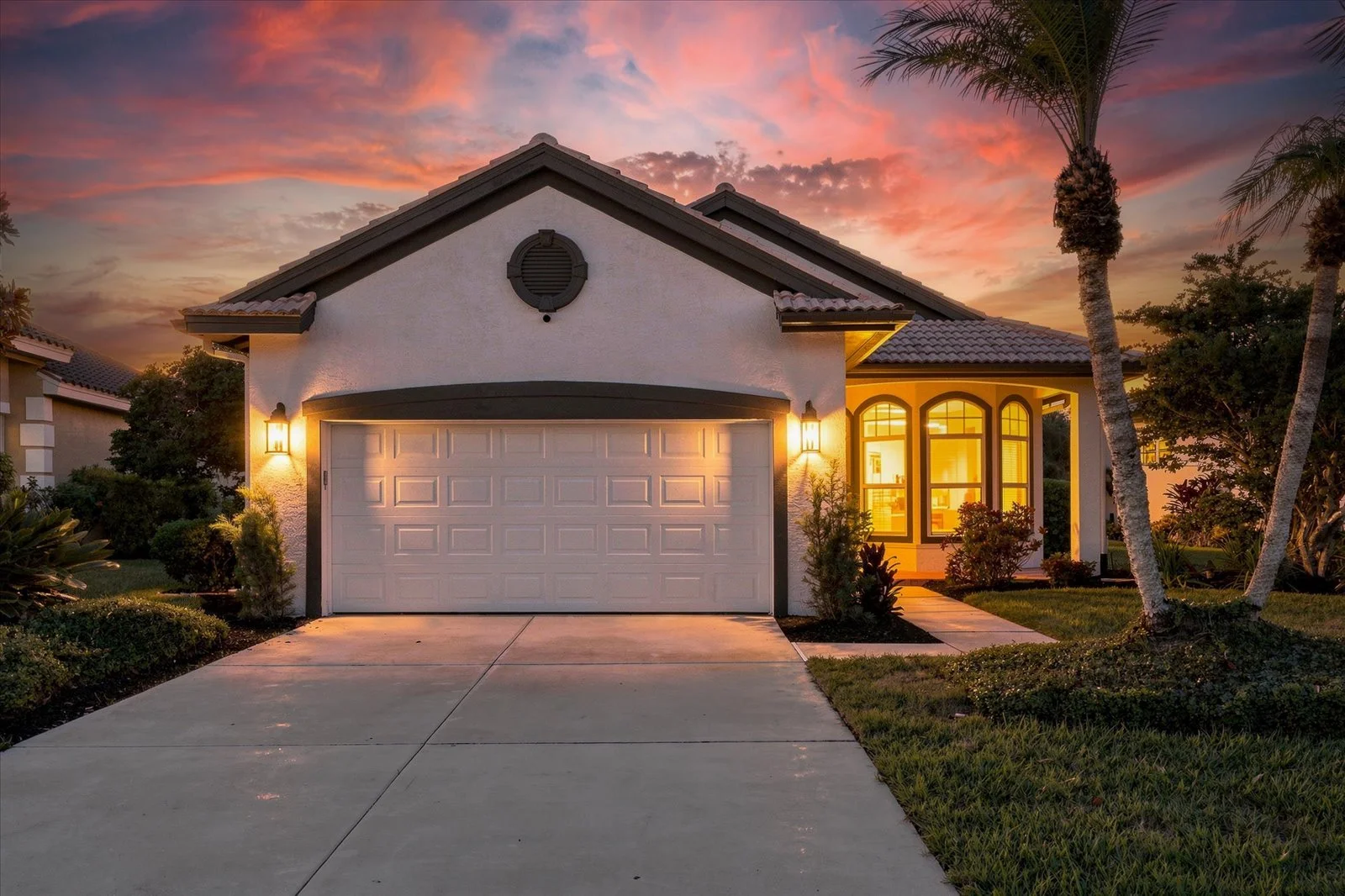 10209 Silverado Cir