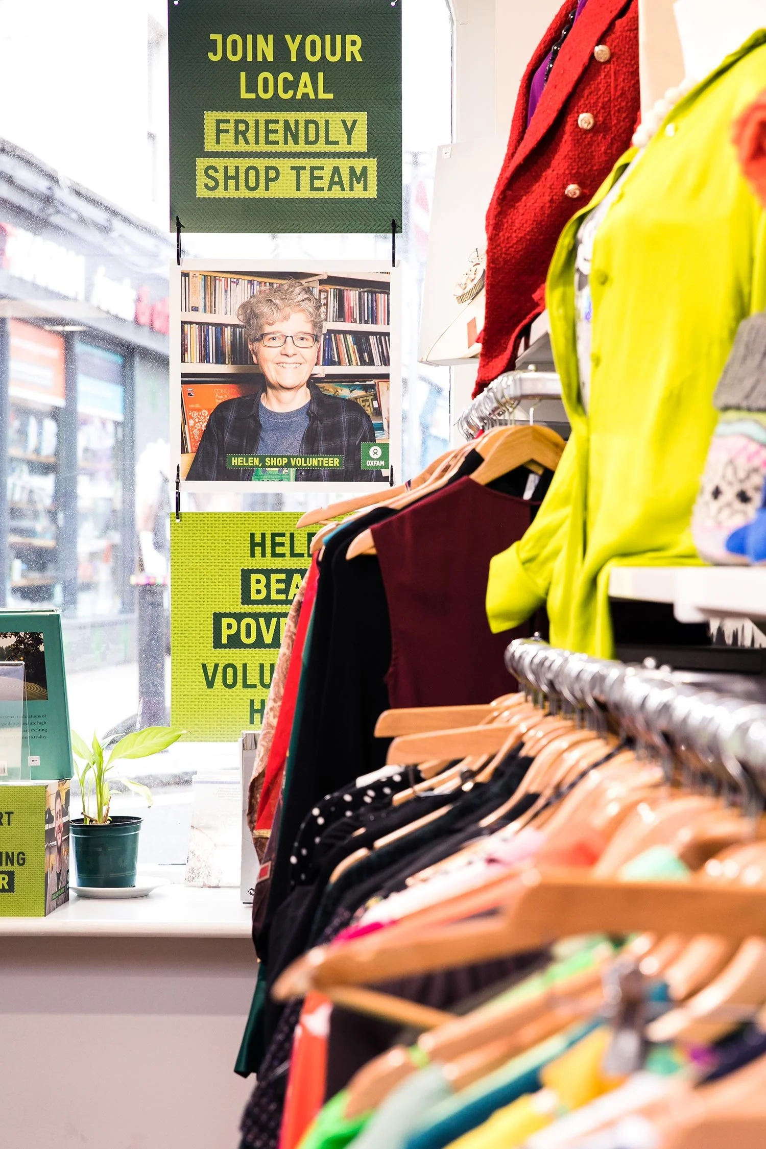 gabi-torres-oxfam-volunteer-campaign-display-1522.jpg