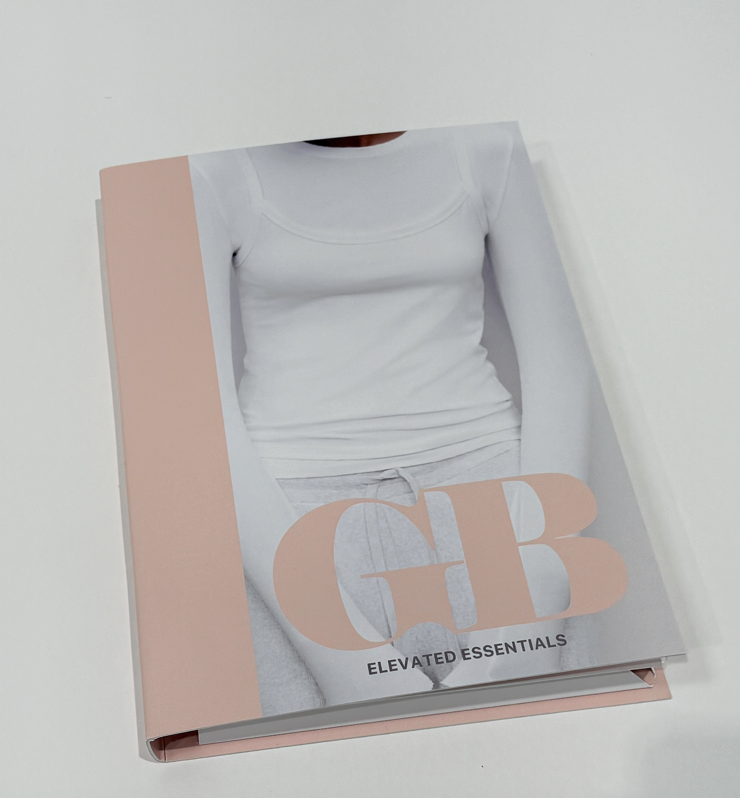 EVERYDAY ESSENTIALS CAPSULE