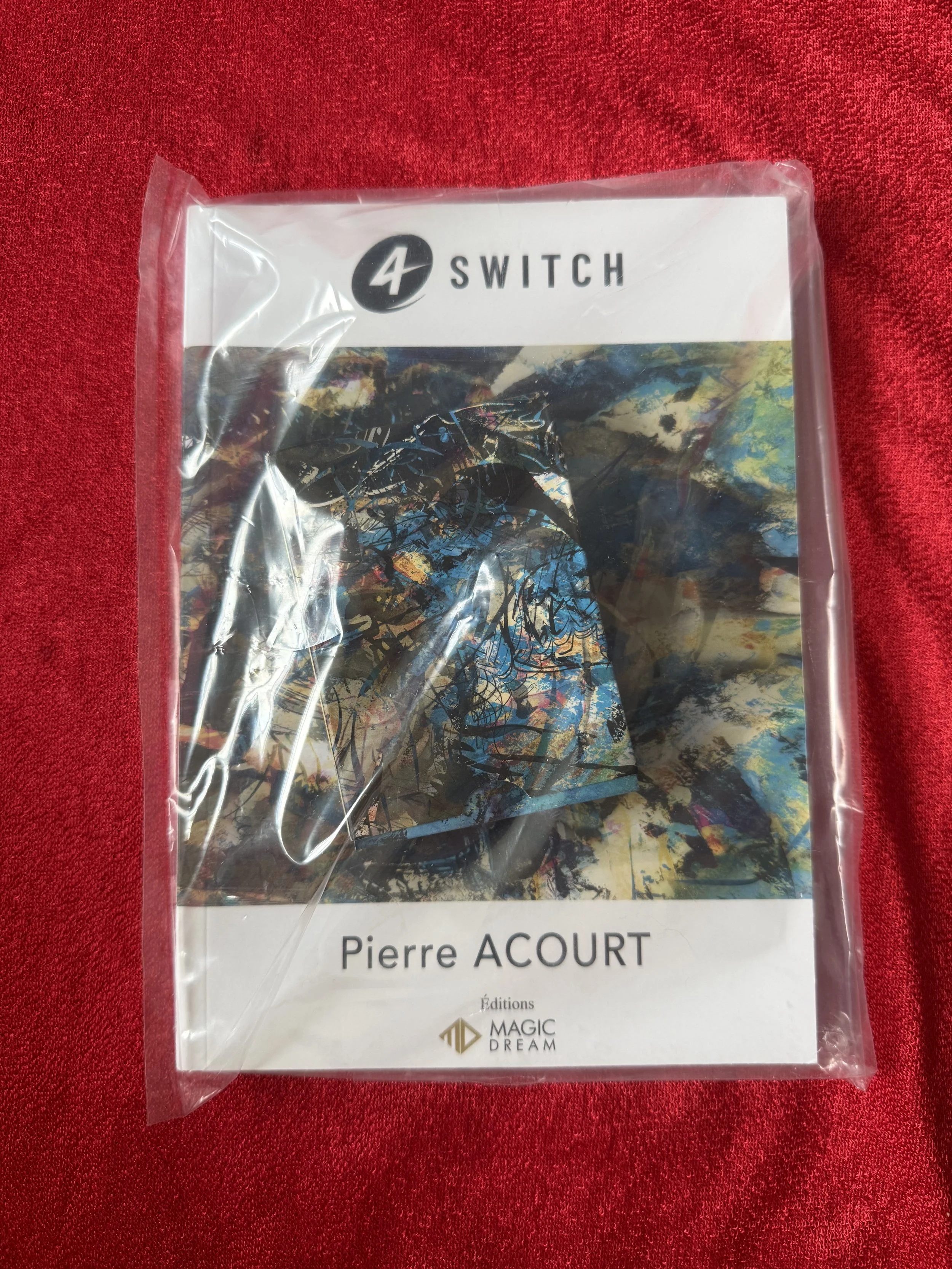 4 Switch by Pierre Acourt