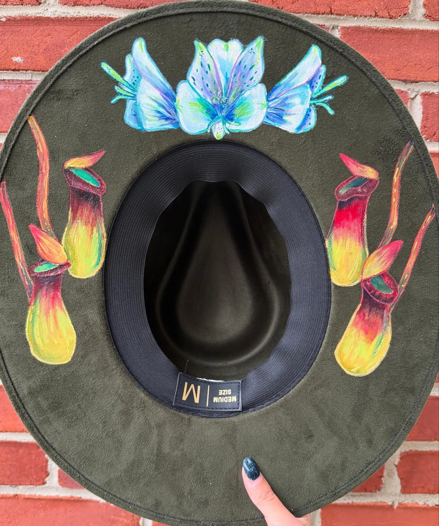 plant hat under.jpeg