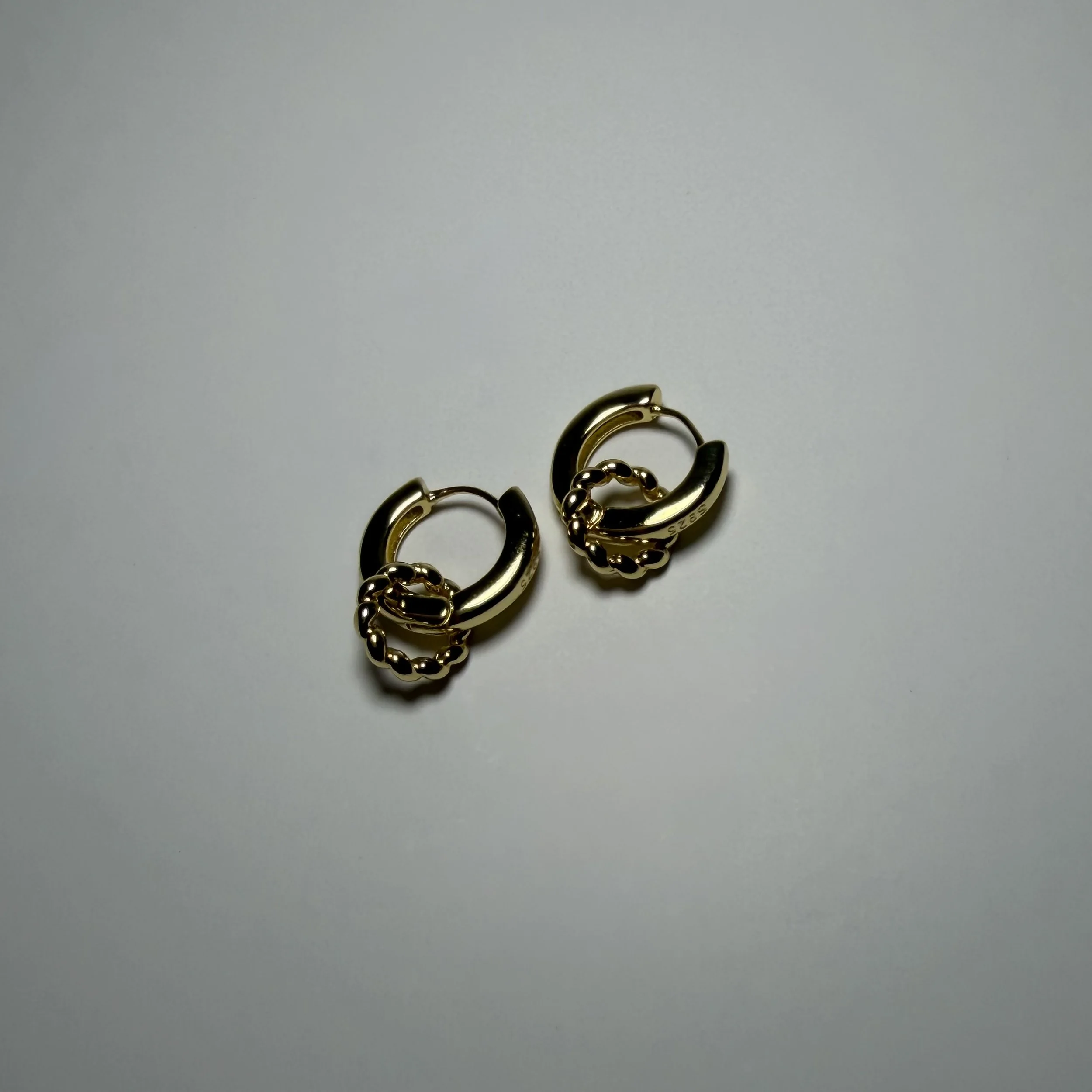 Olive Crown Golden Earrings