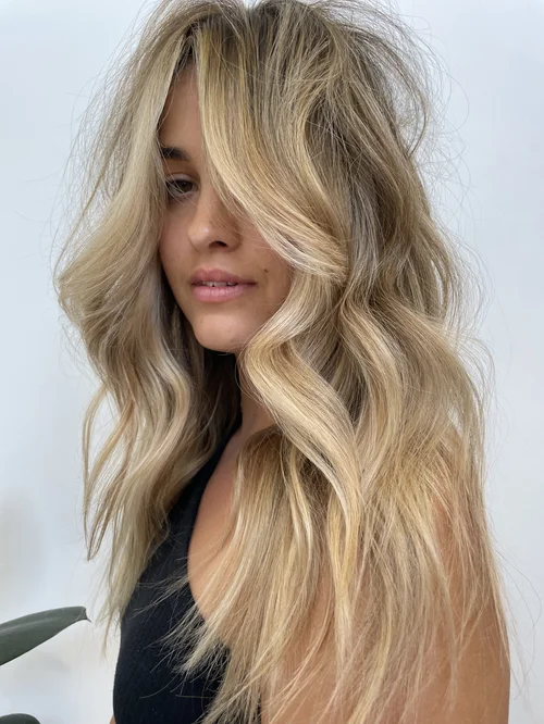 Mikki Auld hair