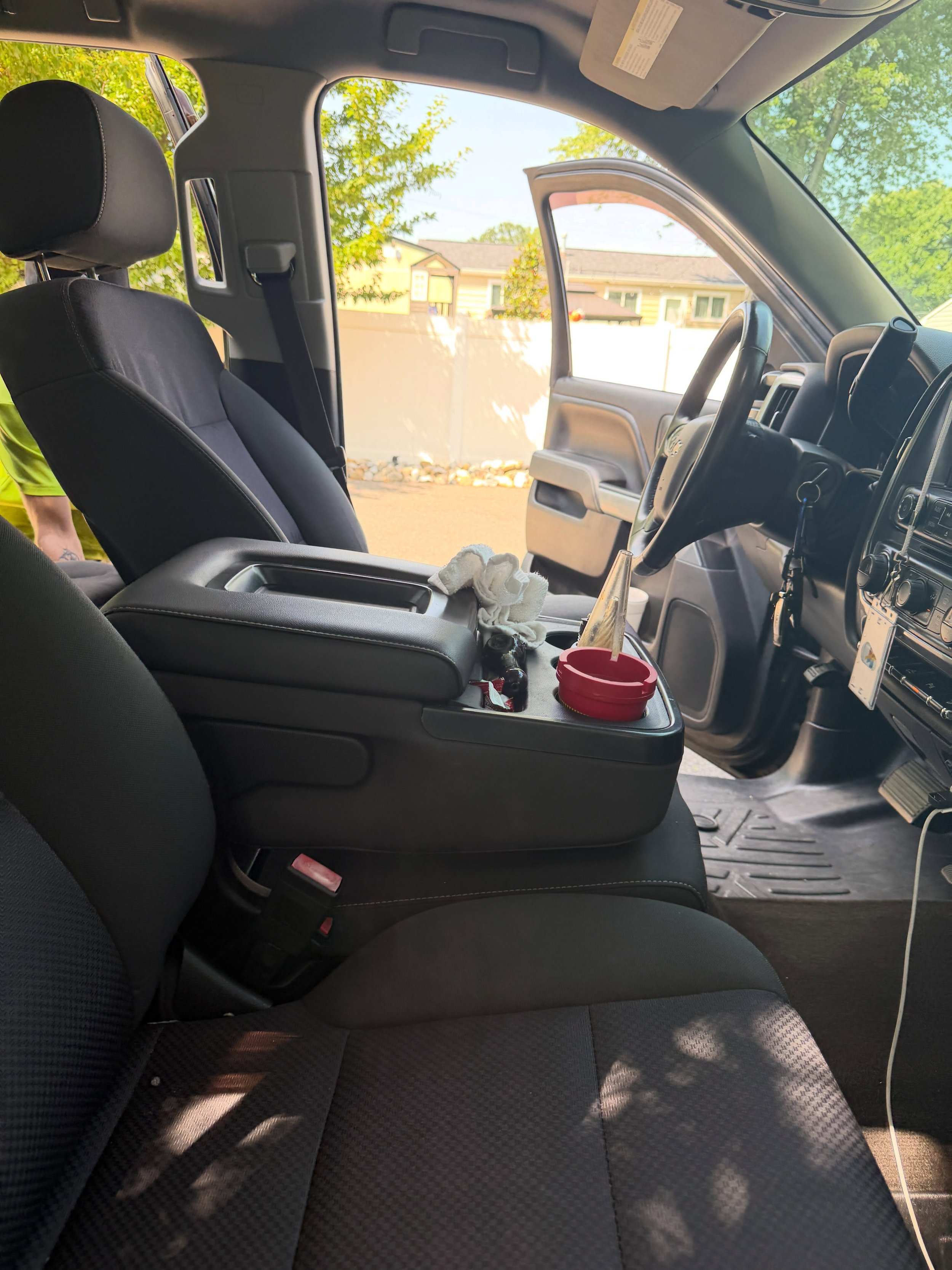 Who doesn&rsquo;t love a good before and after compilation? Book an appointment to be featured in the next slideshow 😉. 

📩 DM to inquire on pricing, availability, and our packages. 

#newjersey #mobiledetailing #explorepage #detailing #explore