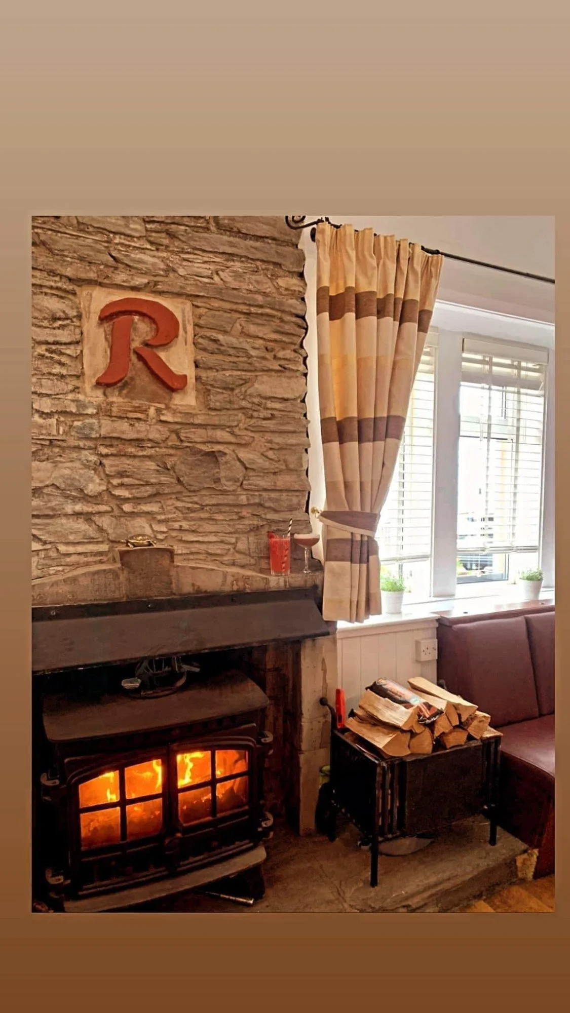Royal Bar