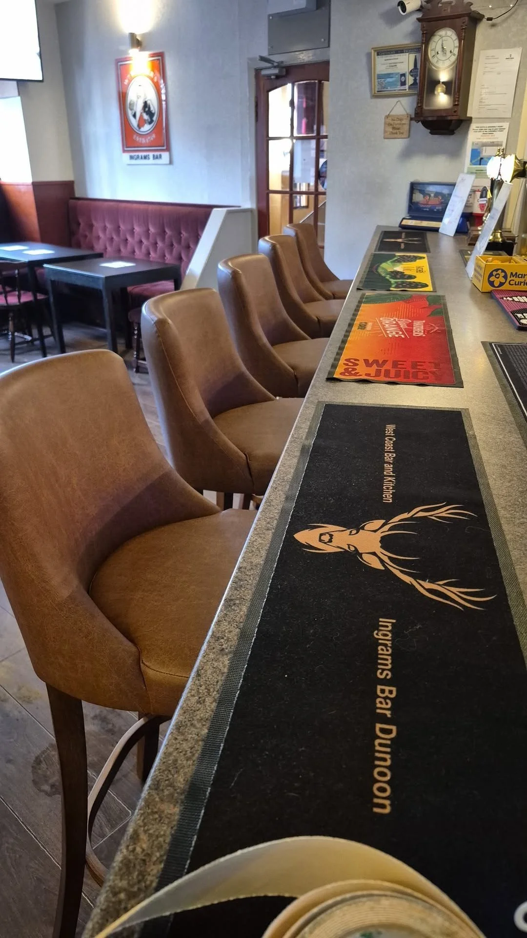 ingrams-bar-1.jpg