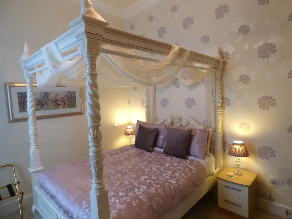 douglas-park-four-poster-bedroom.jpg