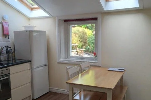 innellan-cottages-kitchen.jpg
