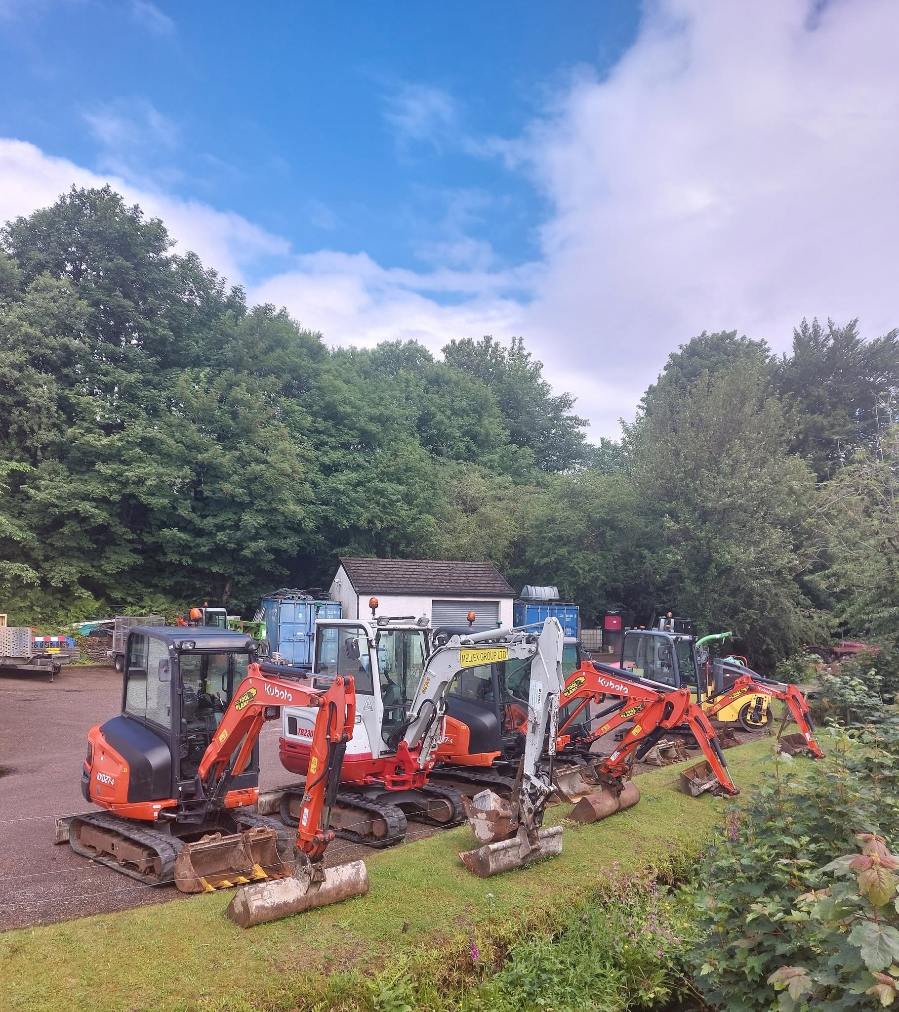 west-coast-tool-and-plant-hire-2.jpg