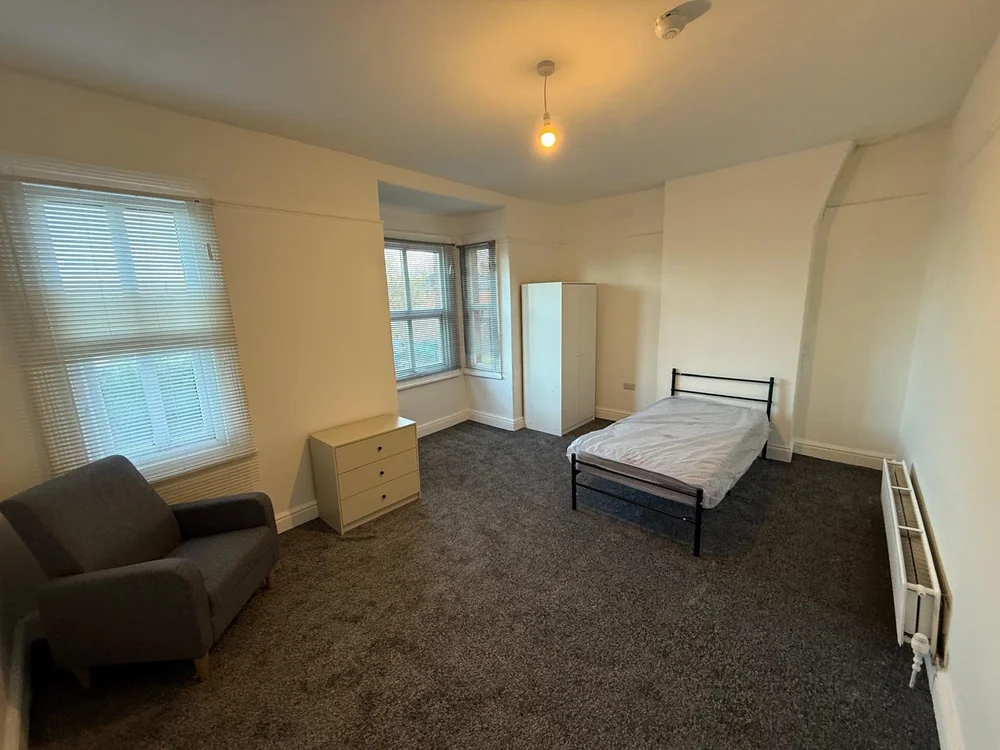Leicestershire social housing HMO photo 9