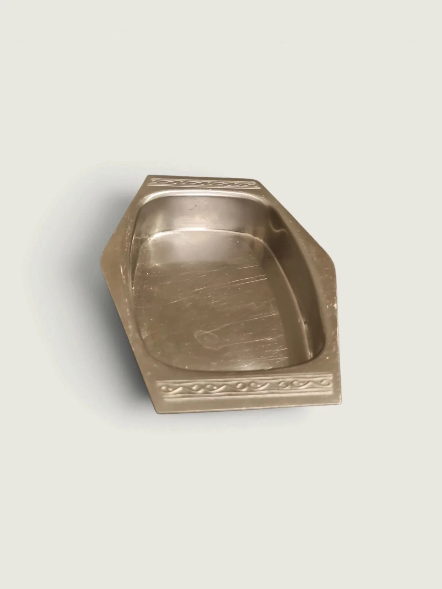 https://i.etsystatic.com/68183010/r/il/03e00d/8616500797/il_fullxfull.8616500797_nvwk.jpg