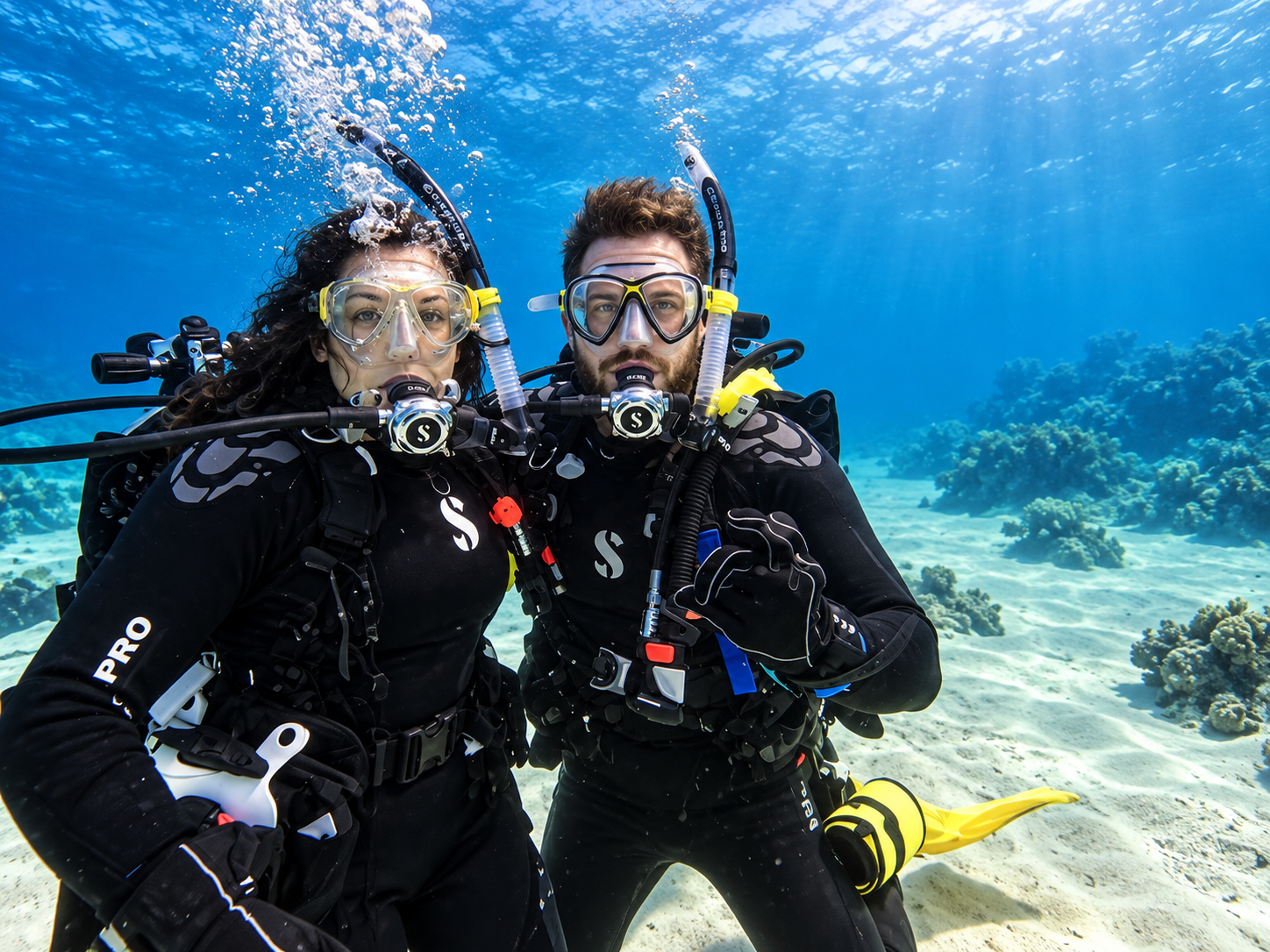 Stephanie and her husband scuba diving in Rangiroa