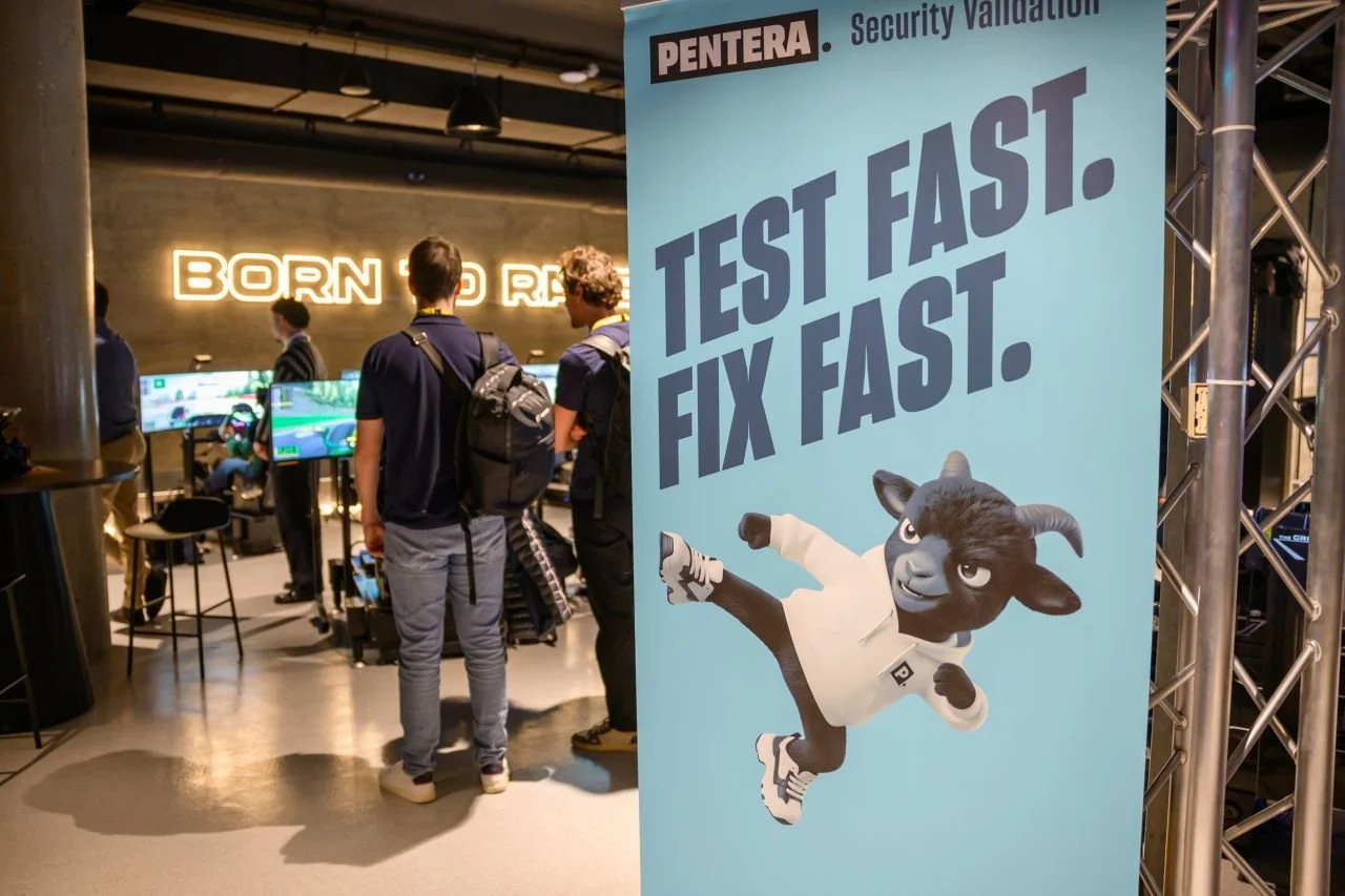 Customer event combined with a racing simulator attraction
