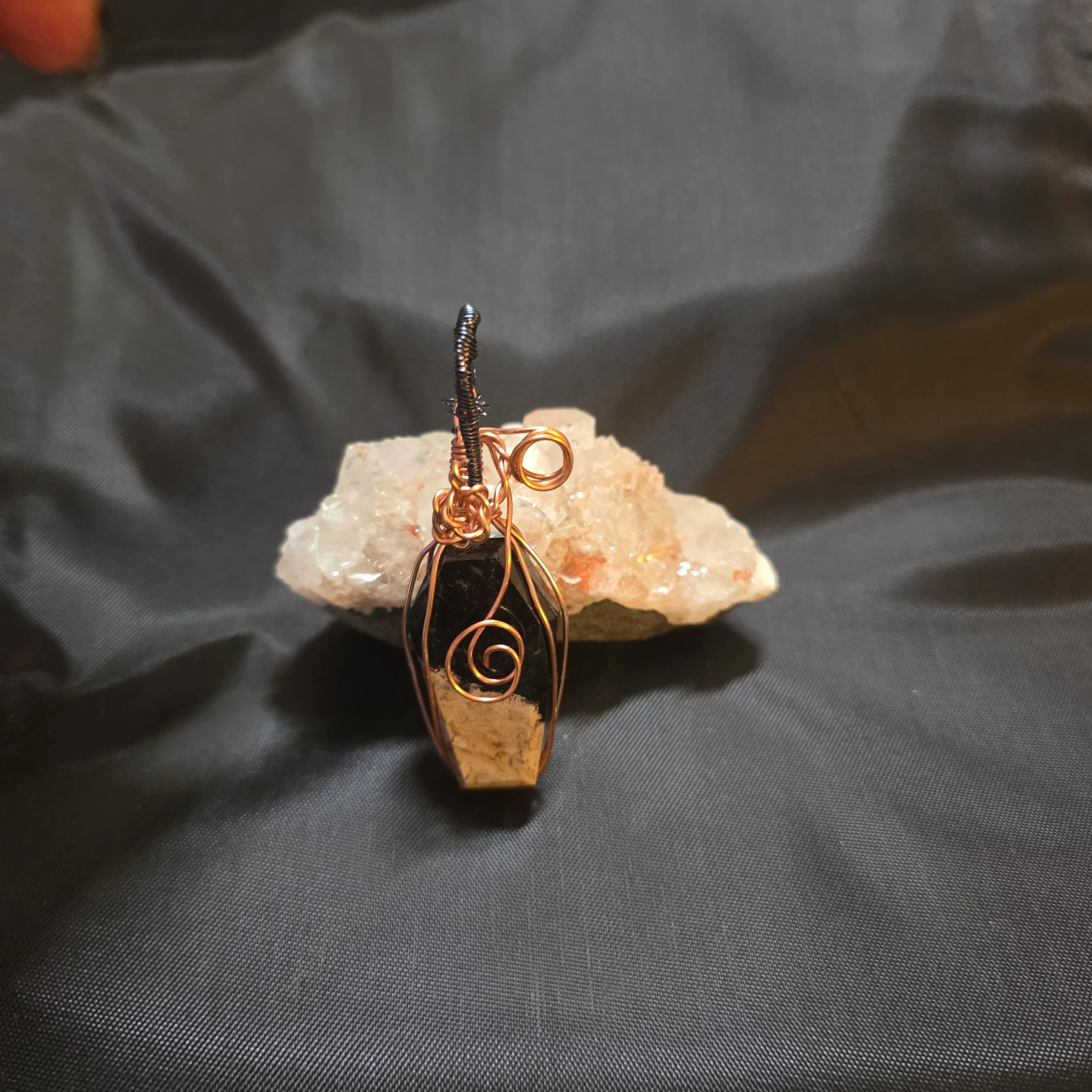 Palmroot coffin Pendant