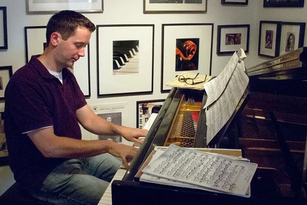 IMG_0158_Philip_playing_16B_blog.jpg