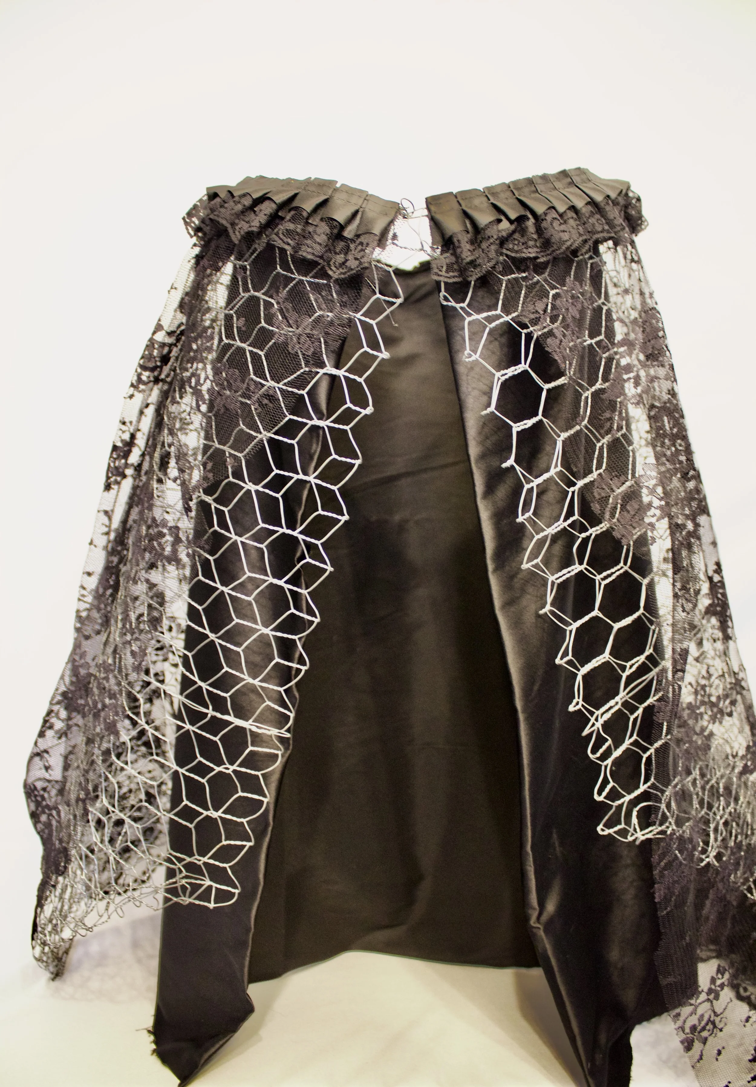 femme fatale skirt