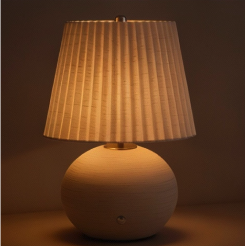 The Luna Lamp