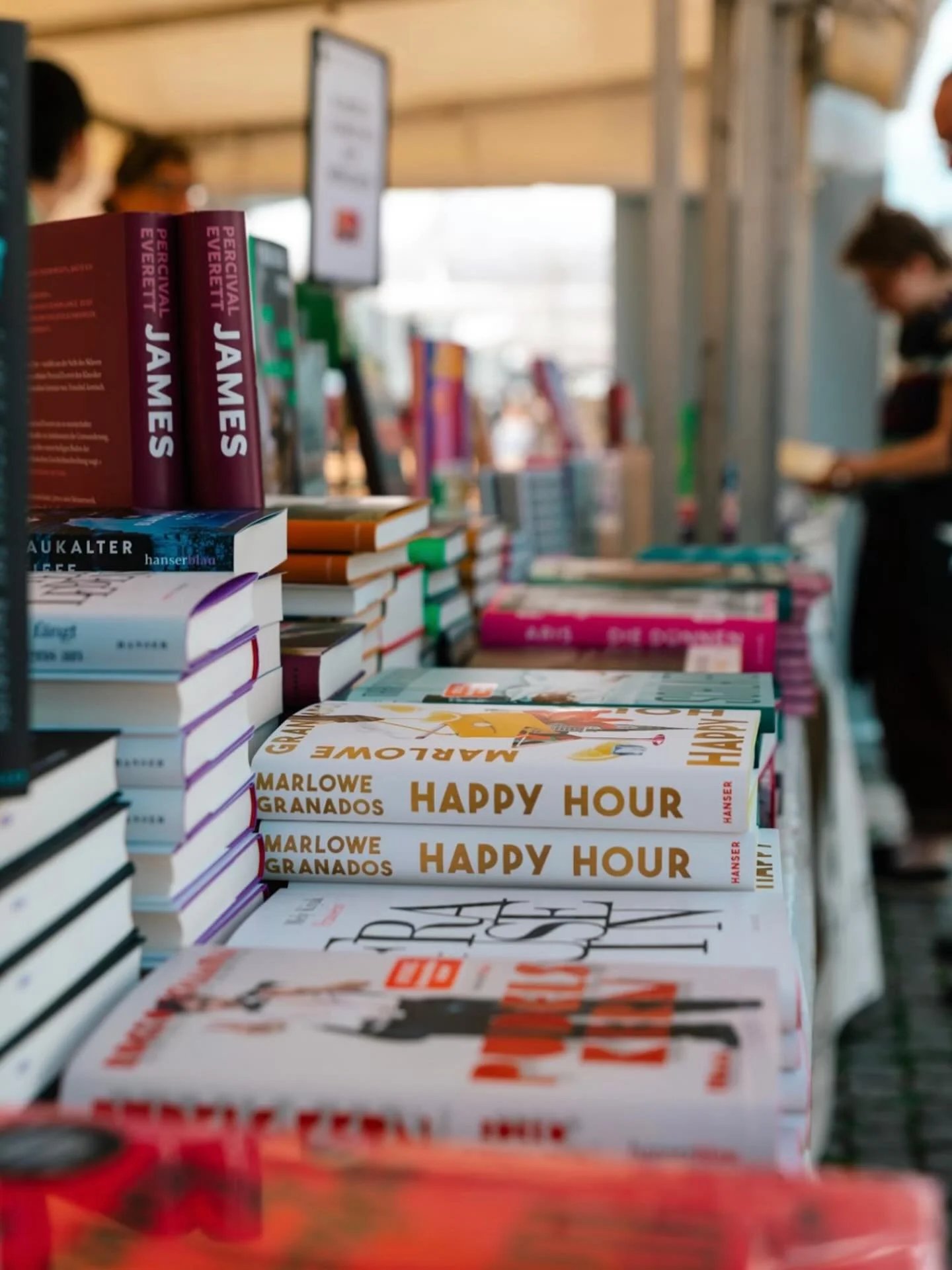 Publishing industry confession time&hellip;

I used to believe the myth that traditional publishing was the &ldquo;real&rdquo; way to be an author.

Then, I saw the data.

Self-published authors median income: $12,749 

Traditional authors median inc