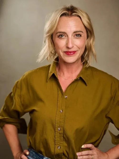 Leigh Smith is the Director of Coaching for Primal Questions.